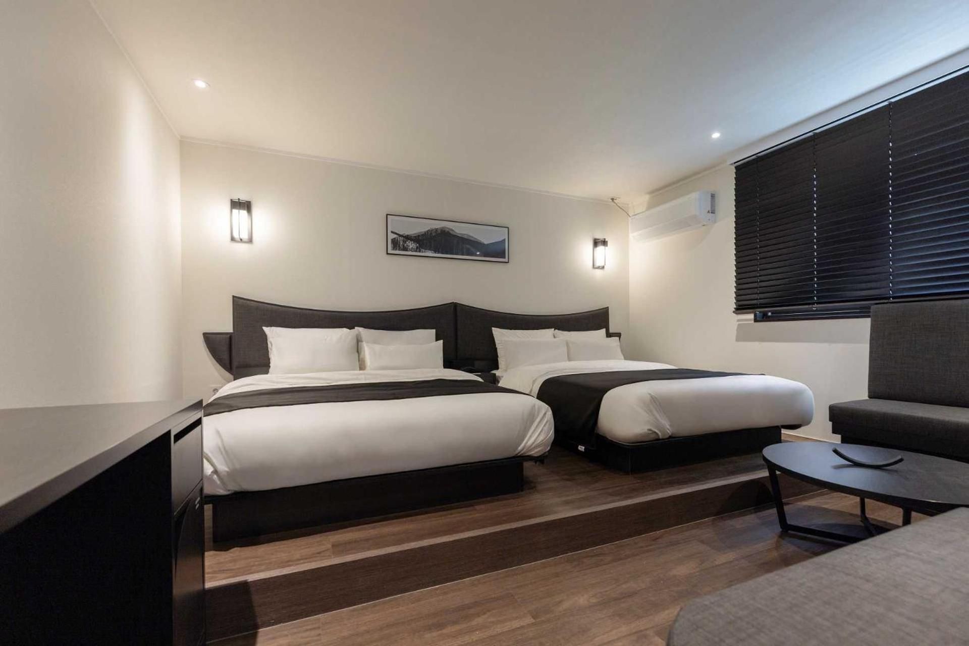 Deluxe Twin Room with Spa