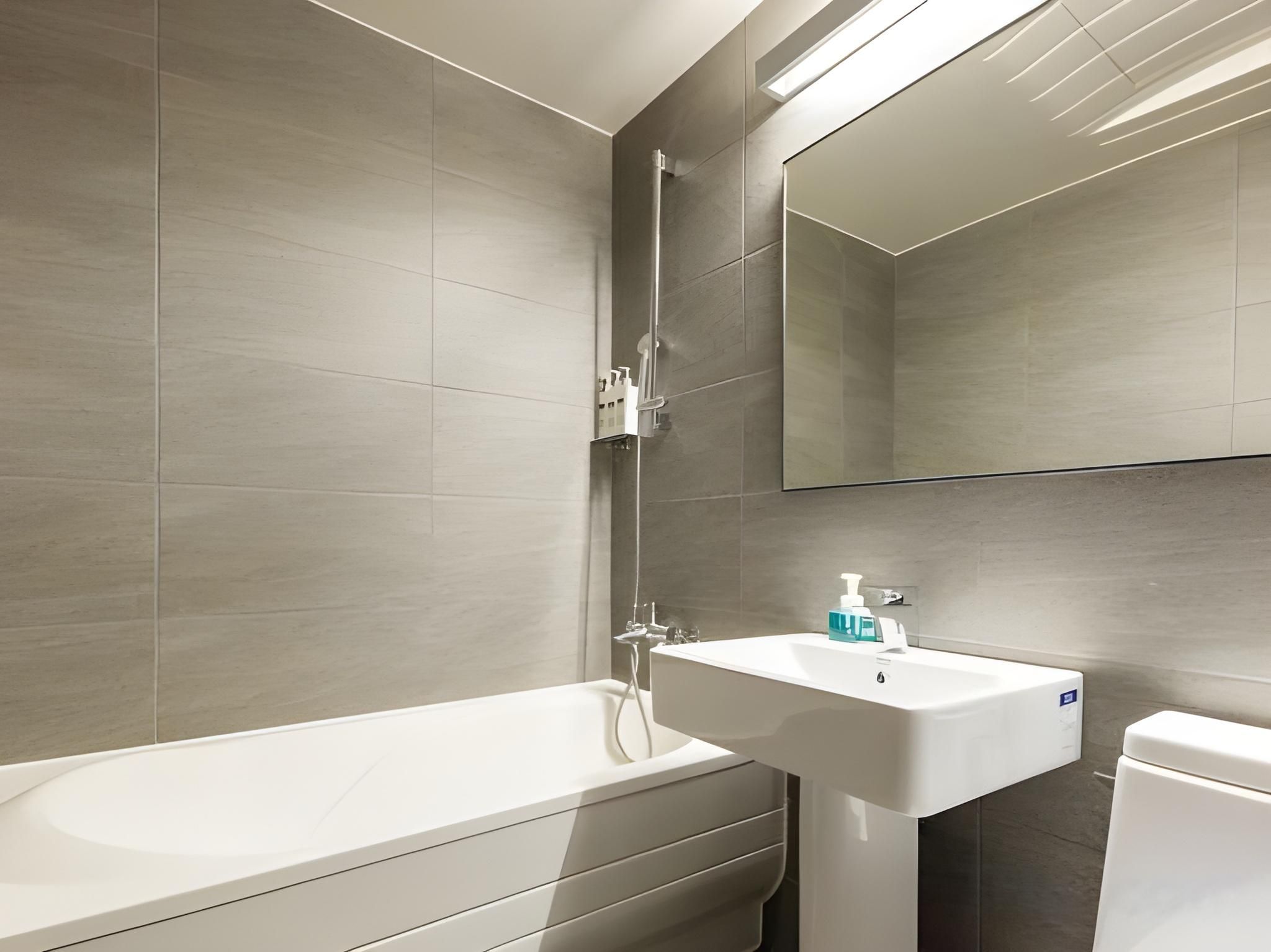 Daejeon Yuseong Top Cloud Hotel Standard Room 3