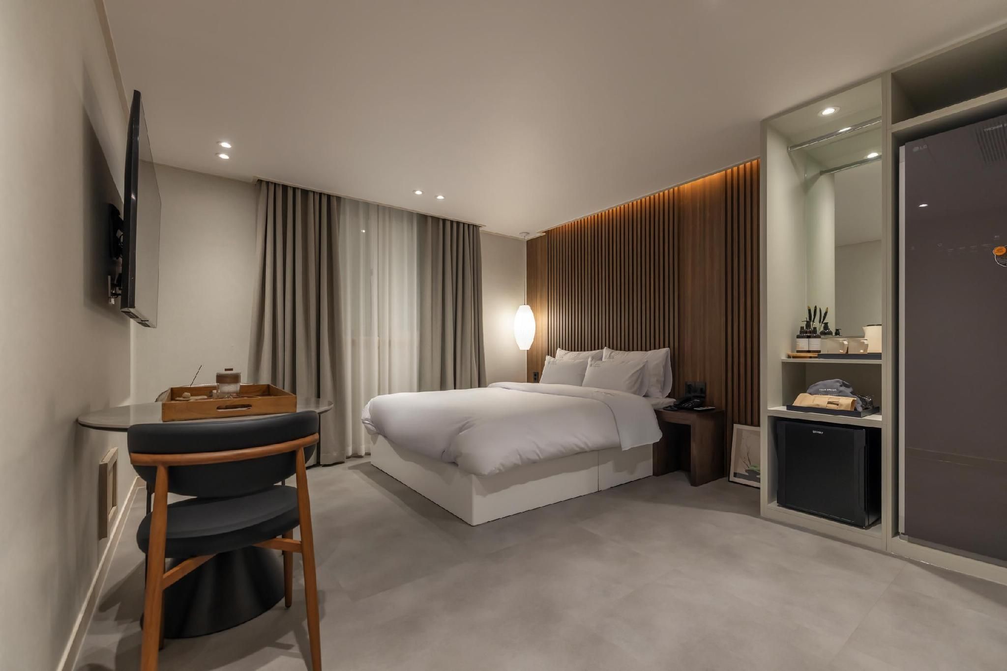 AANON Hotel Daejeon Yuseong Standard Double with a Spa - Check-in Mon-Fri 4pm, Sat-Sun and Holiday 8pm