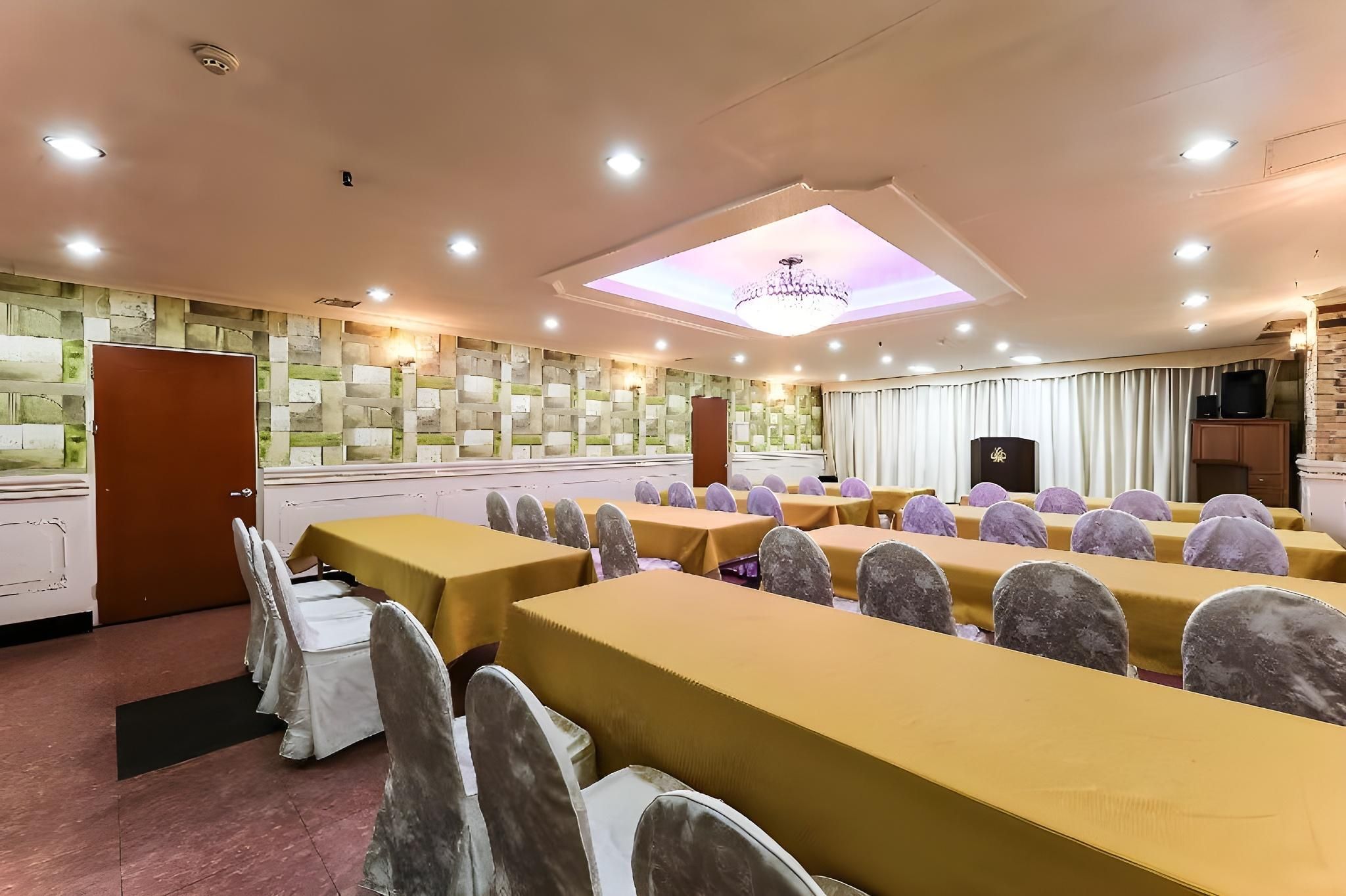 9994e1916fe4930fba1ad33677a280d8