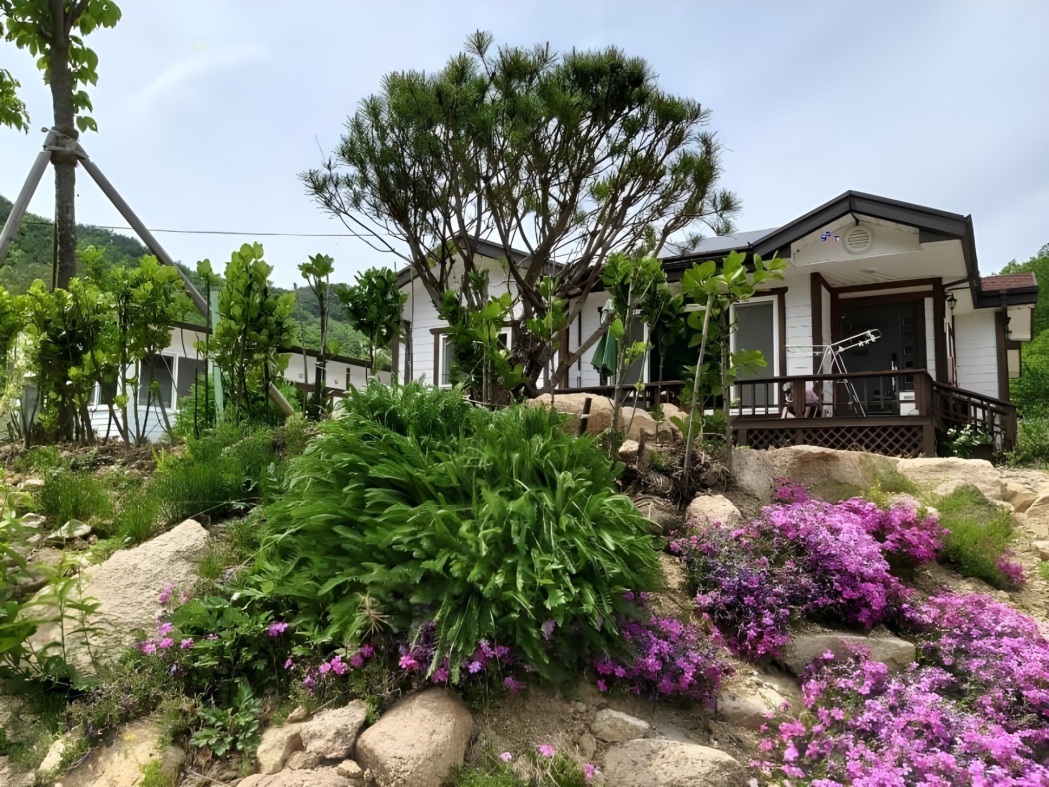 Sangjoo munjangdae healing house