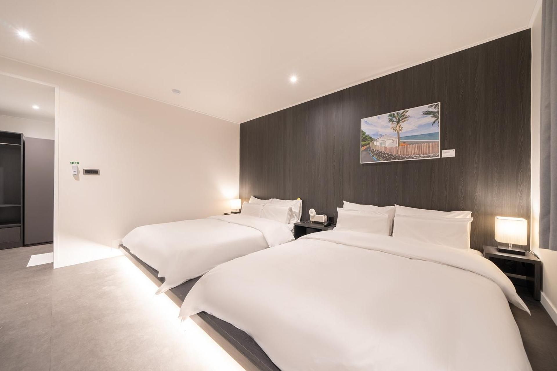 Workers Hotel Daejeon by Aank Superior Double Room with Camping