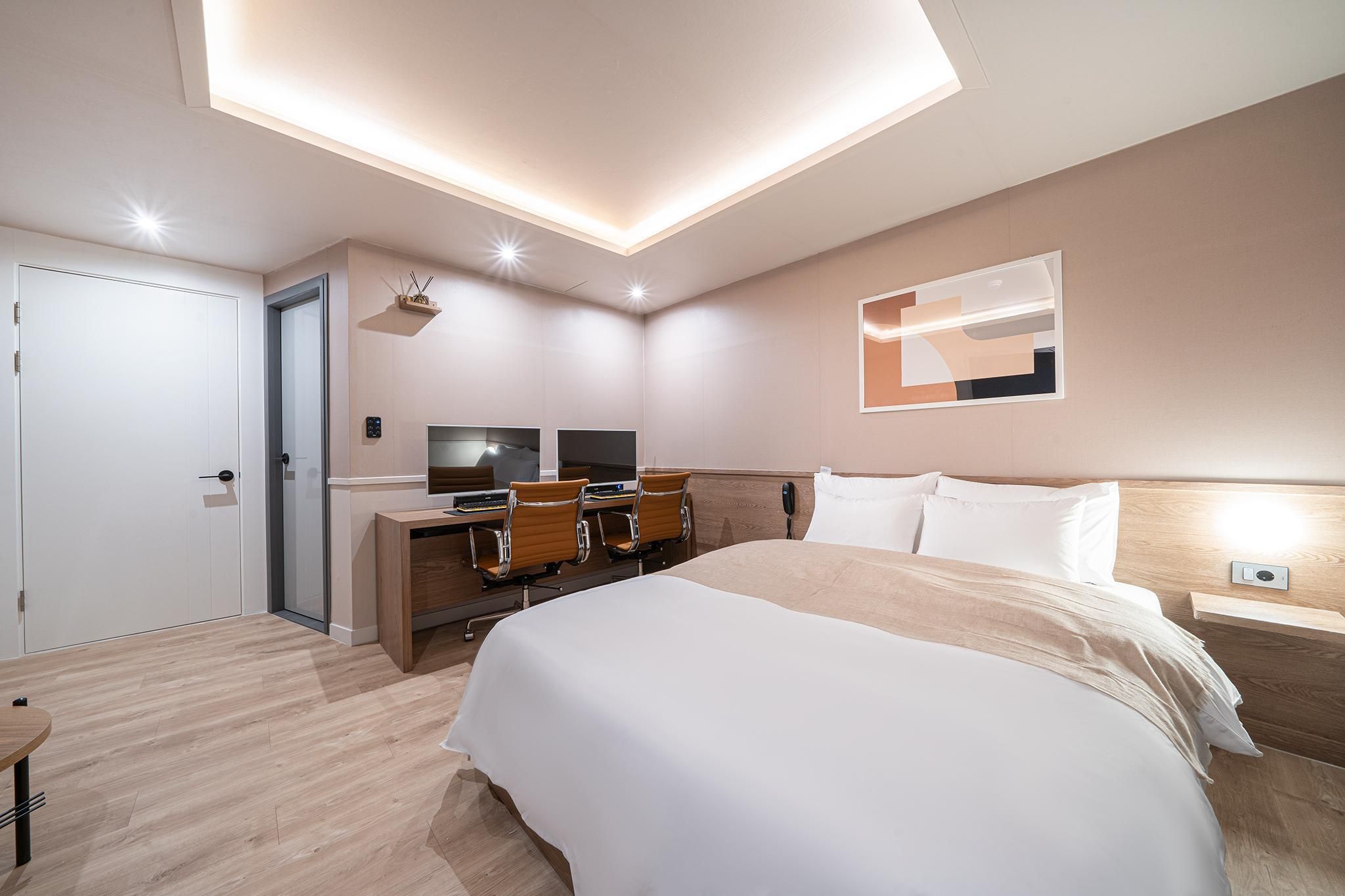 Aank Hotel Daejeon Yongjeon 1st branch 2PC Room
