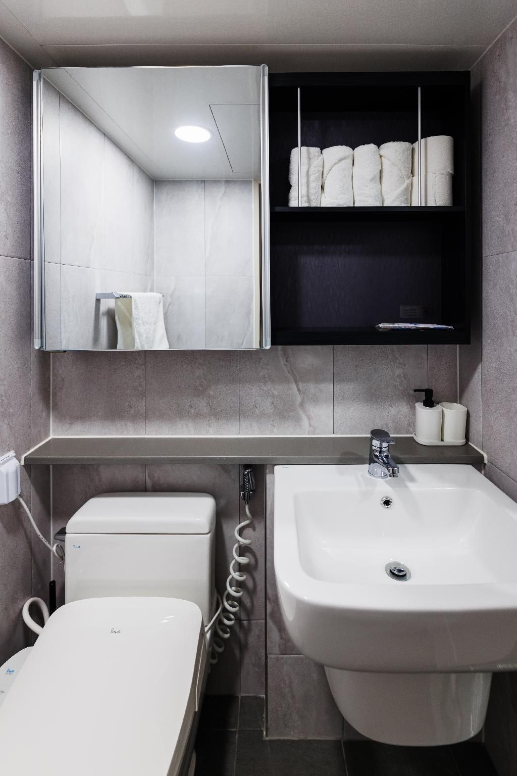 Well stay hotel Family Twin Room 3