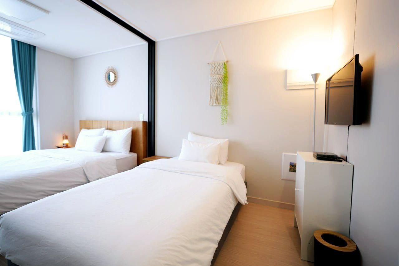 Well stay hotel Family Twin Room