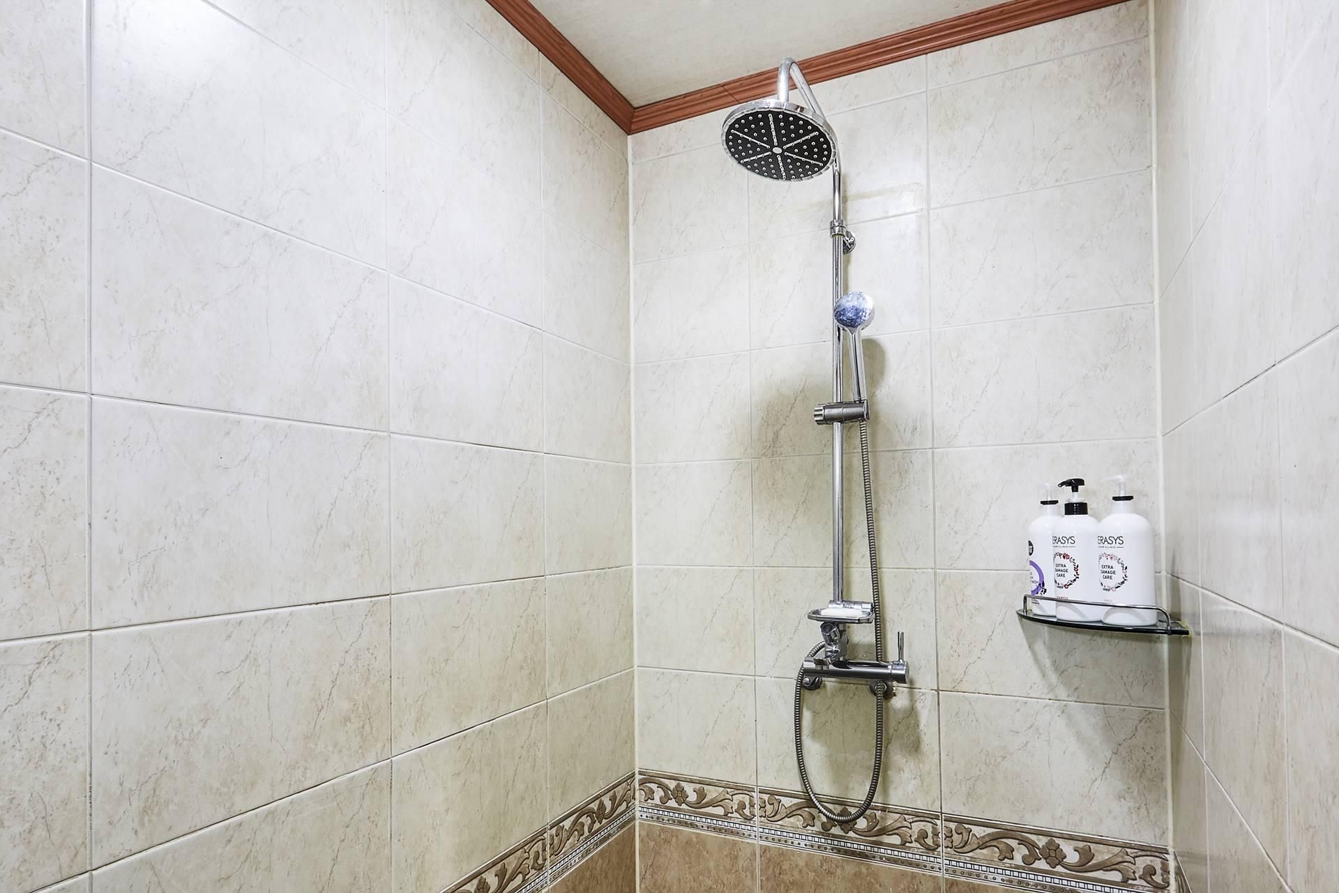 65df257e6d926e13c906d4f75dc4aef9