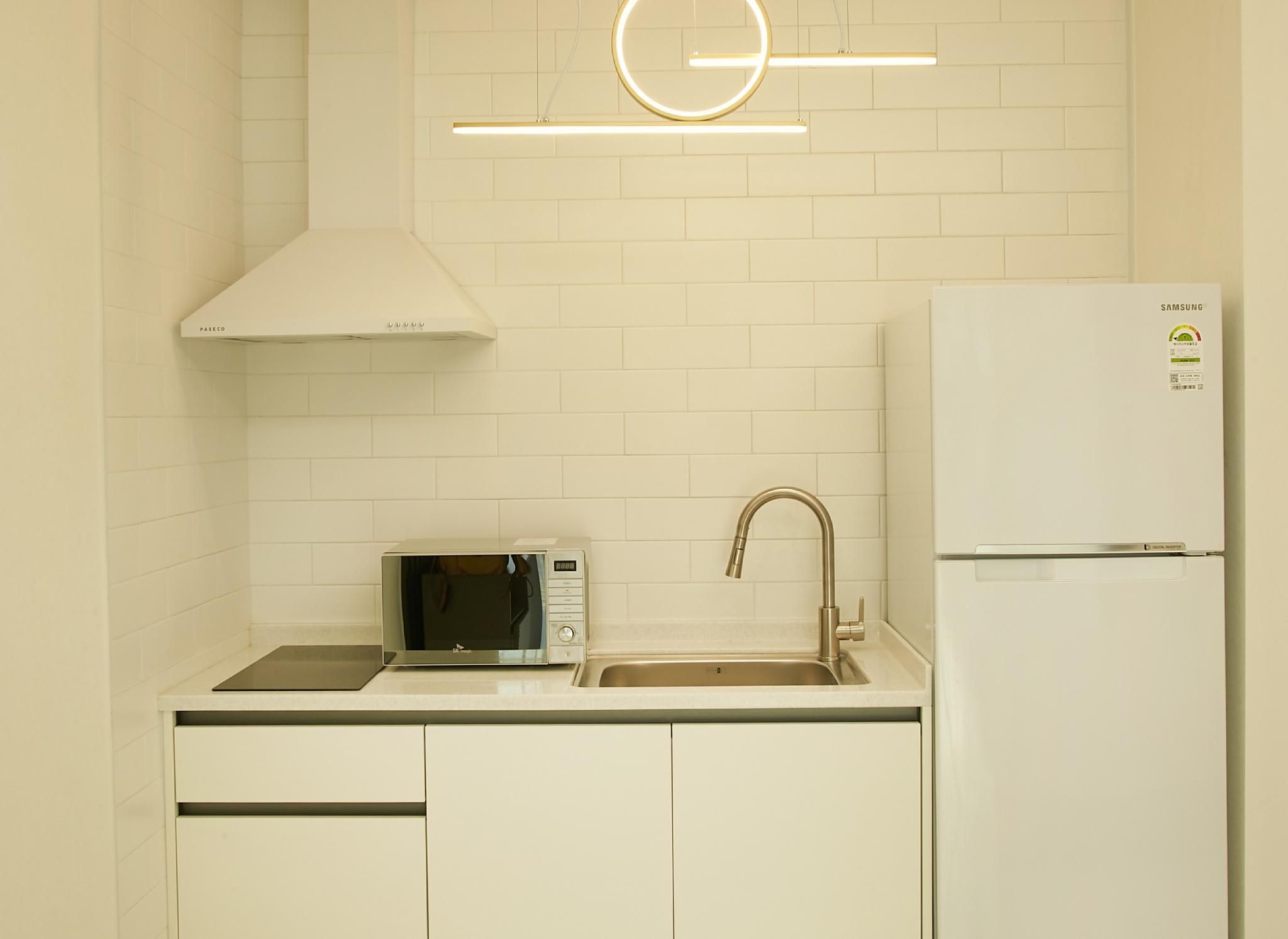 Couple Room D Building - Room 102 (Pets not allowed)