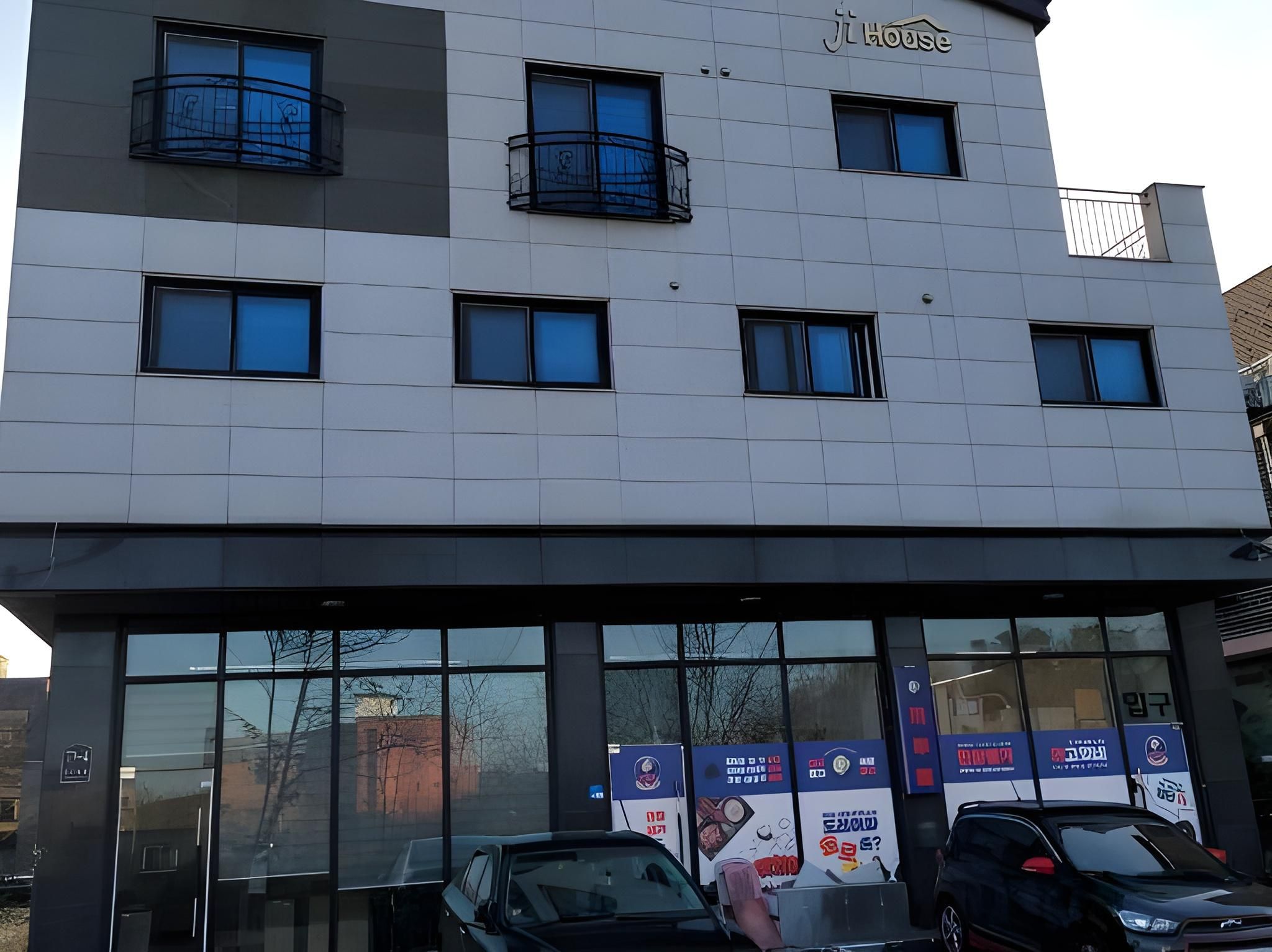 c5bea517ff0902342da804ec83b09675