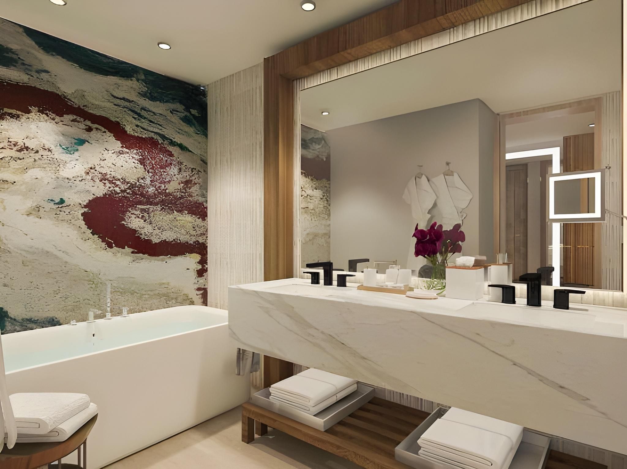 Sun Tower Deluxe King