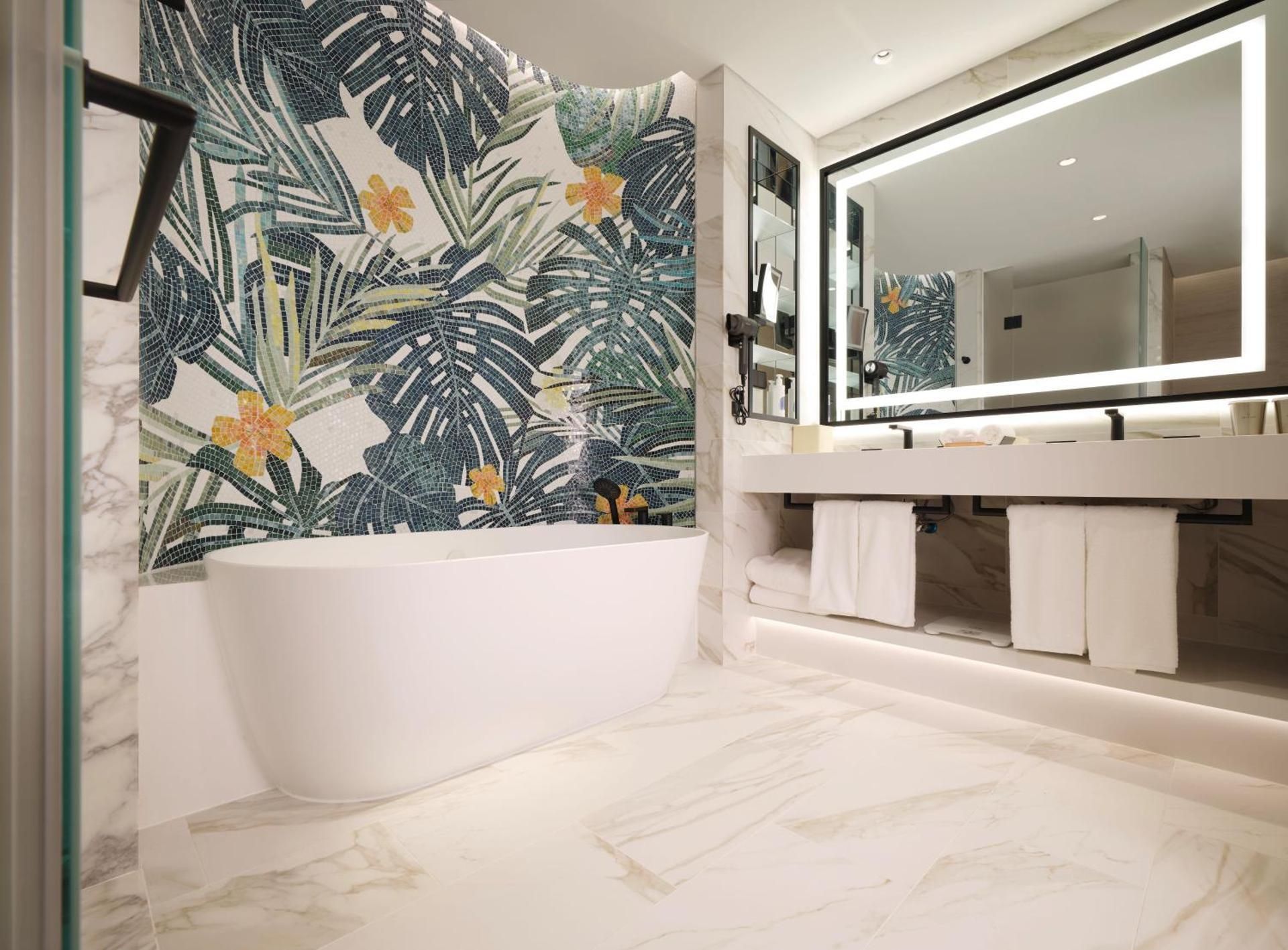 Forest Tower Business Deluxe King - No View