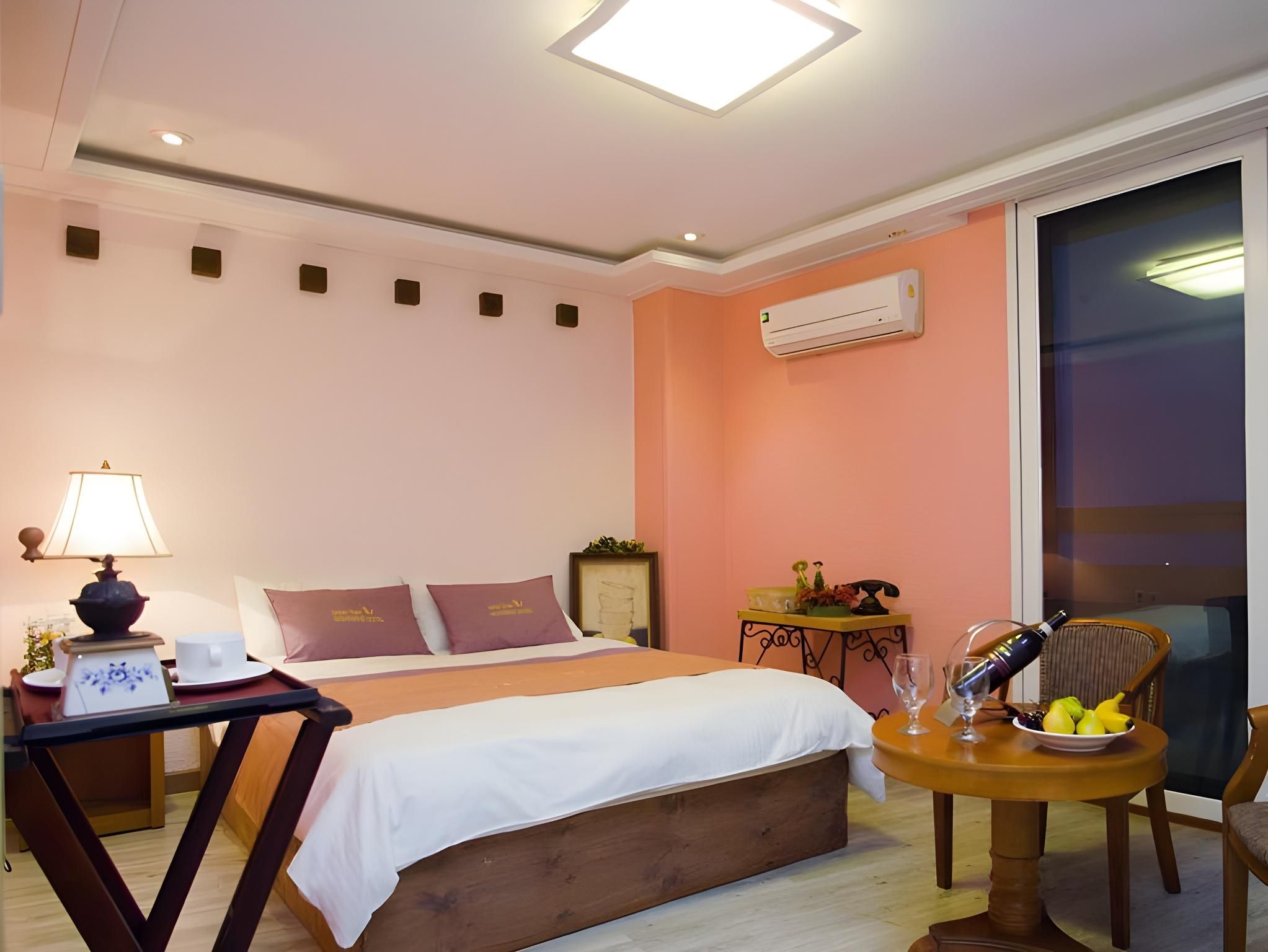 Incheon Airport Hotel Oceanview Deluxe Double 2