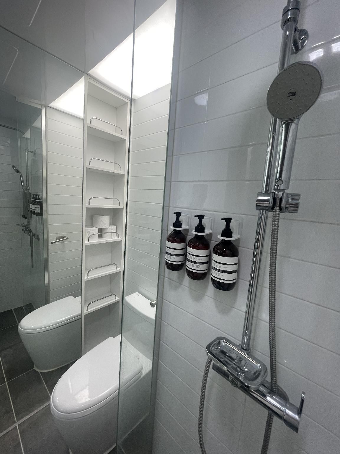 Skytop INN-TheCity unseo Balcony Deluxe Double 3