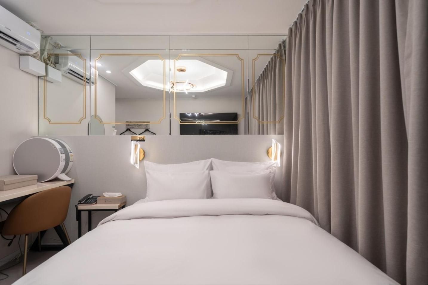 DK Airport Hotel Standard Double Room