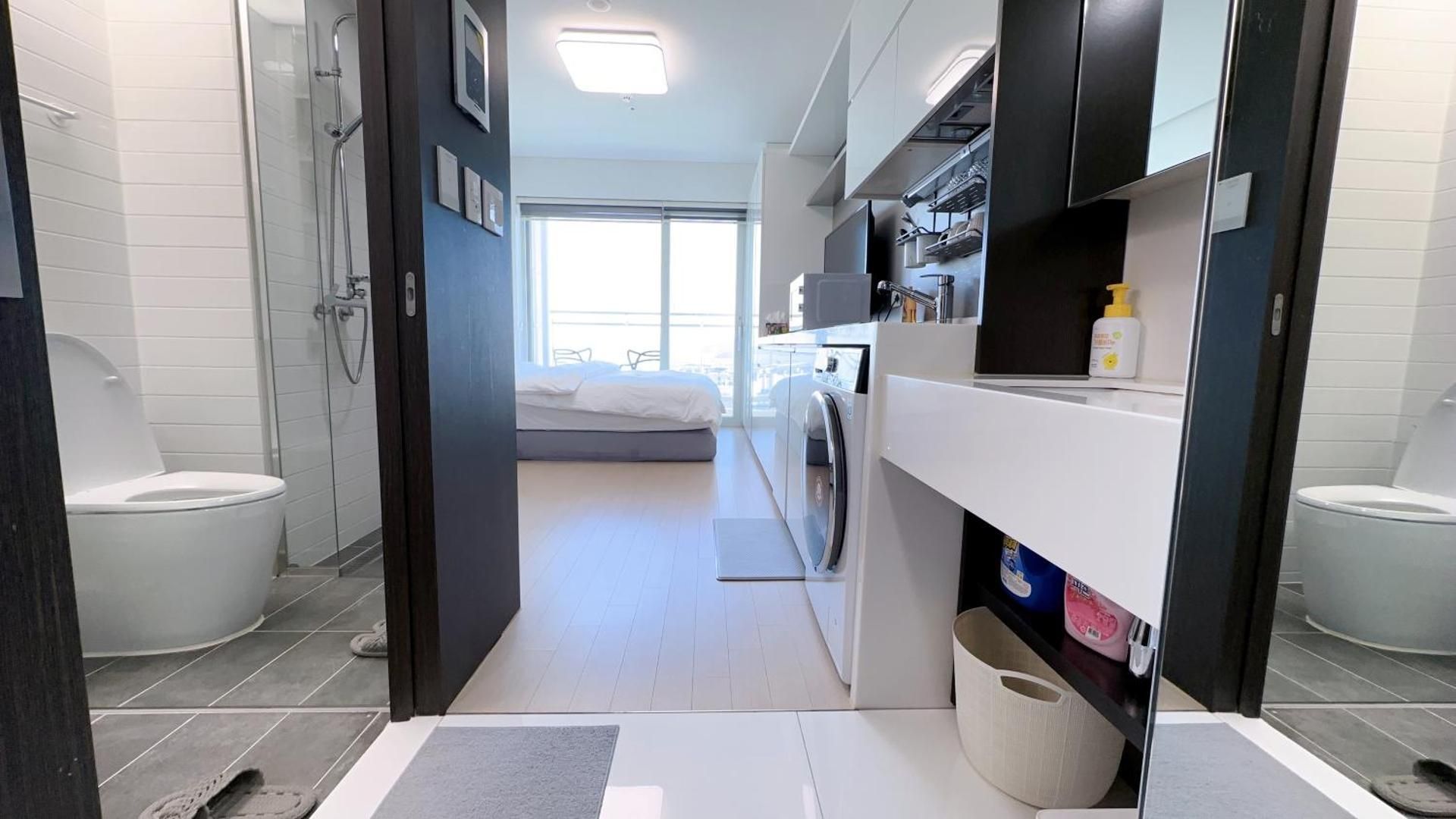 Yeongjong Shine Hotel Studio 2