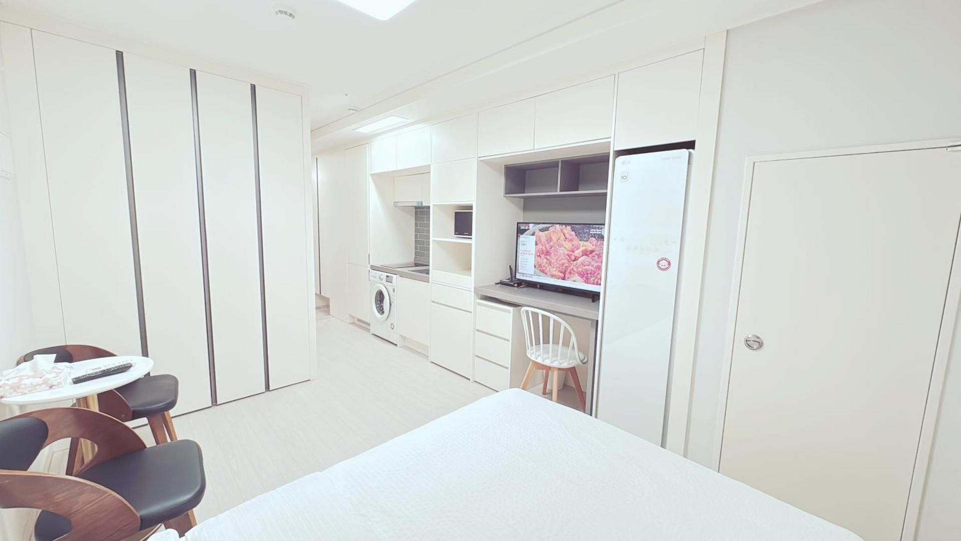 The Time Hotel Deluxe Double Room 2