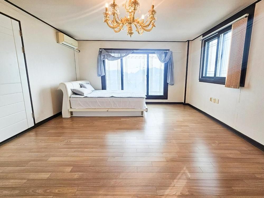 Seonjaedo Shalom Private Pension Family Room