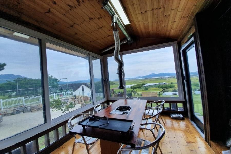 Ganghwa nolumog byeoljang Studio