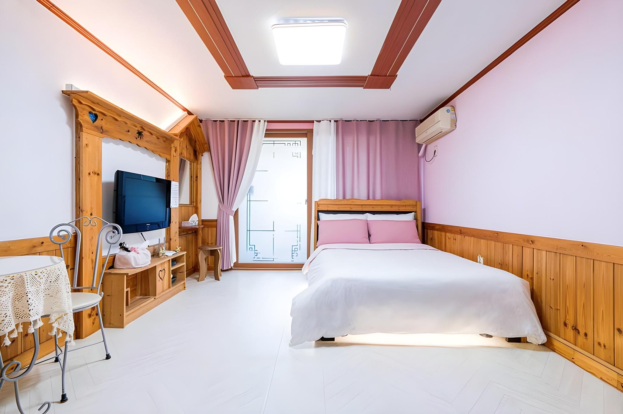 Windmill and light house pension mermaid