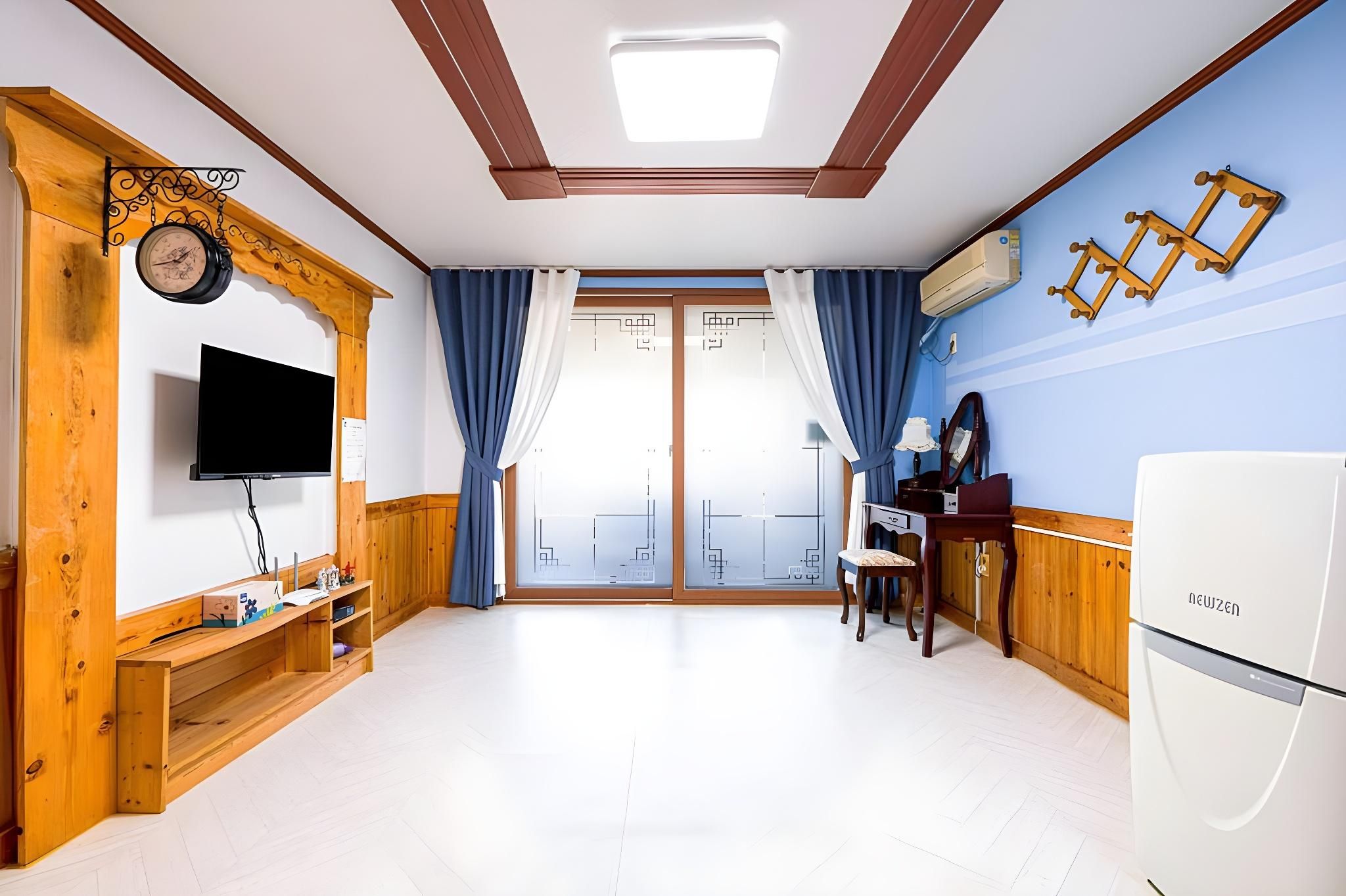 Windmill and light house pension Dream of Sea 3