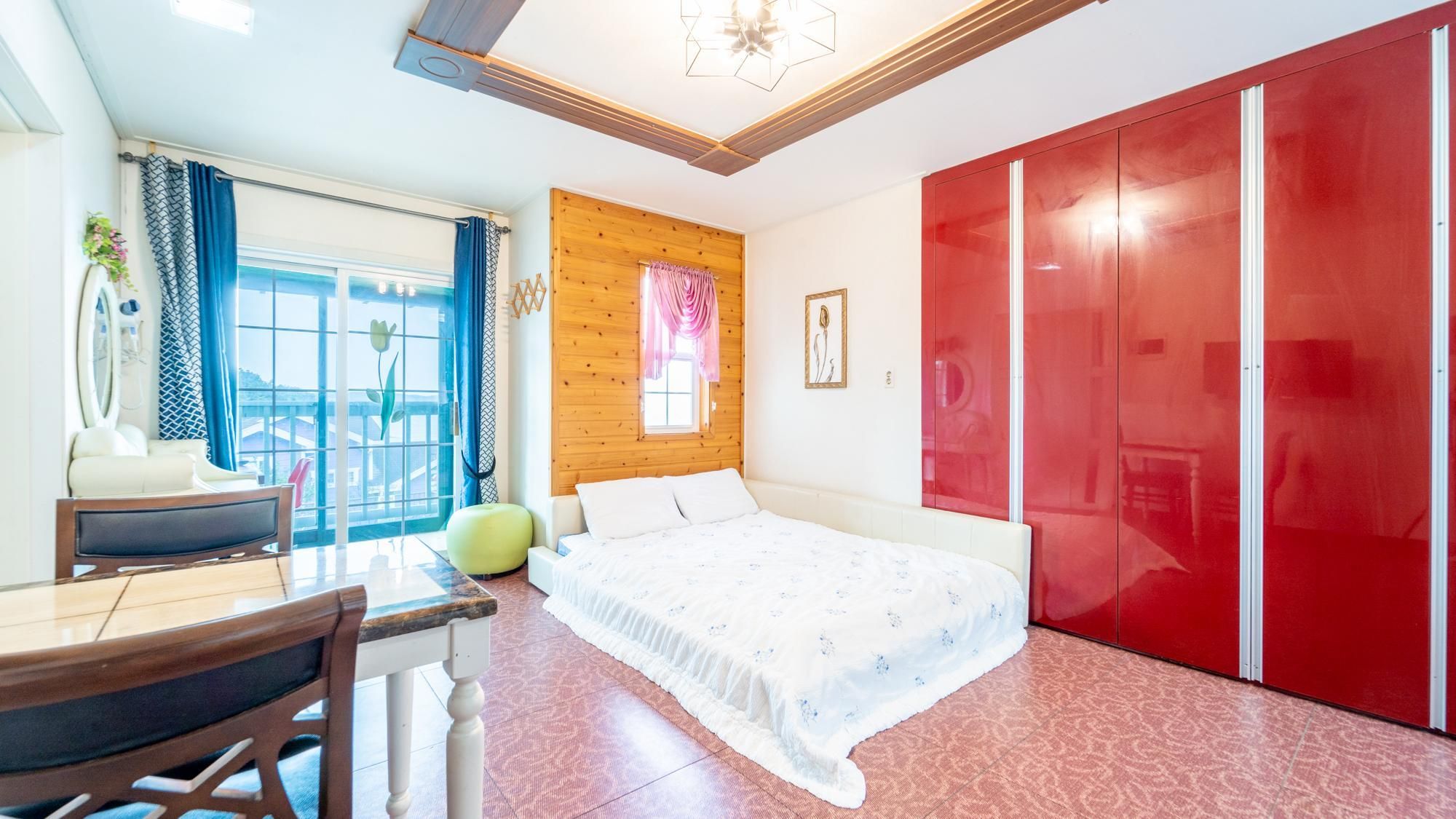 6e3cecd5b15e84e586f8d6b9ddbaba35