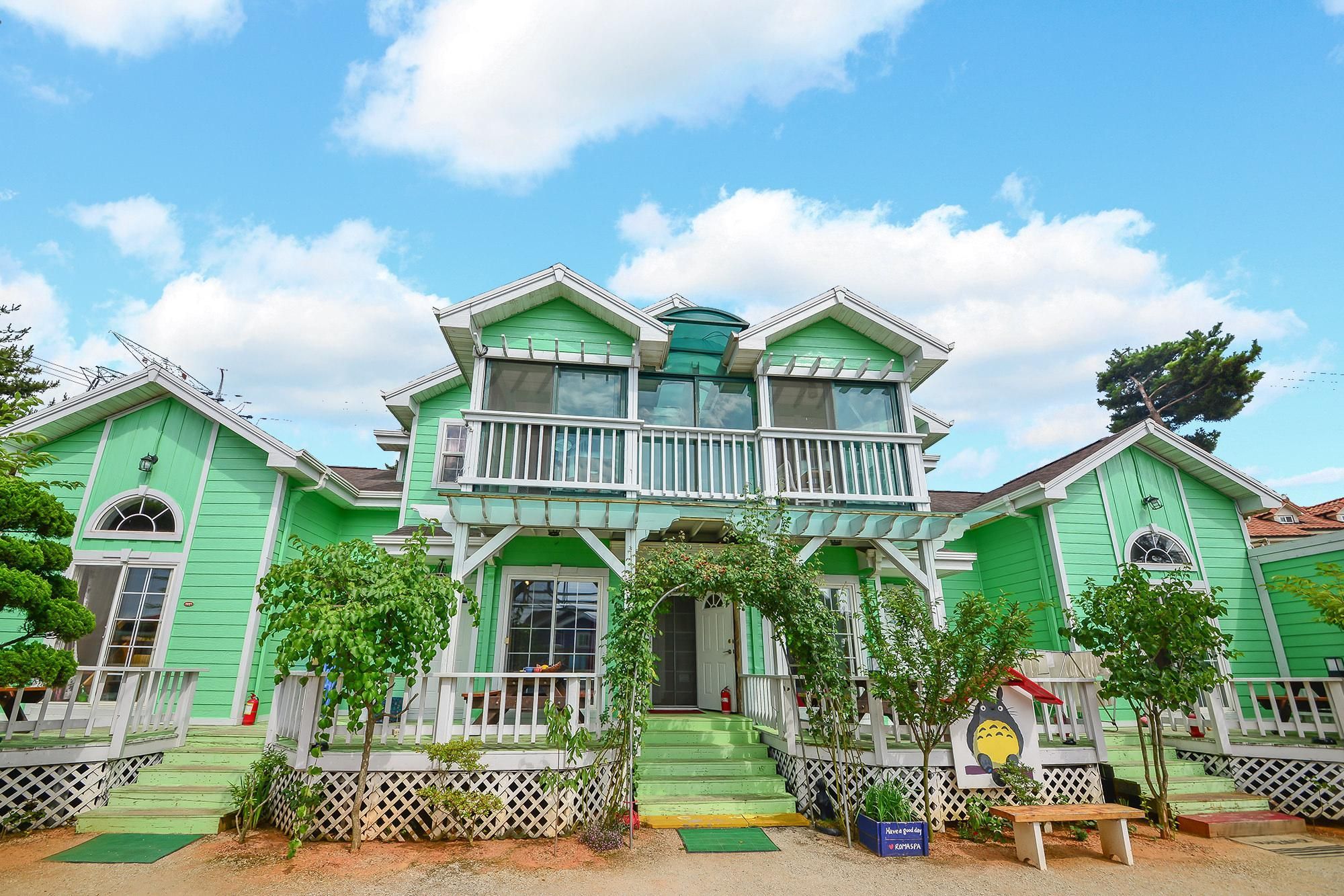 Youngheungdo Roma Spa Pension