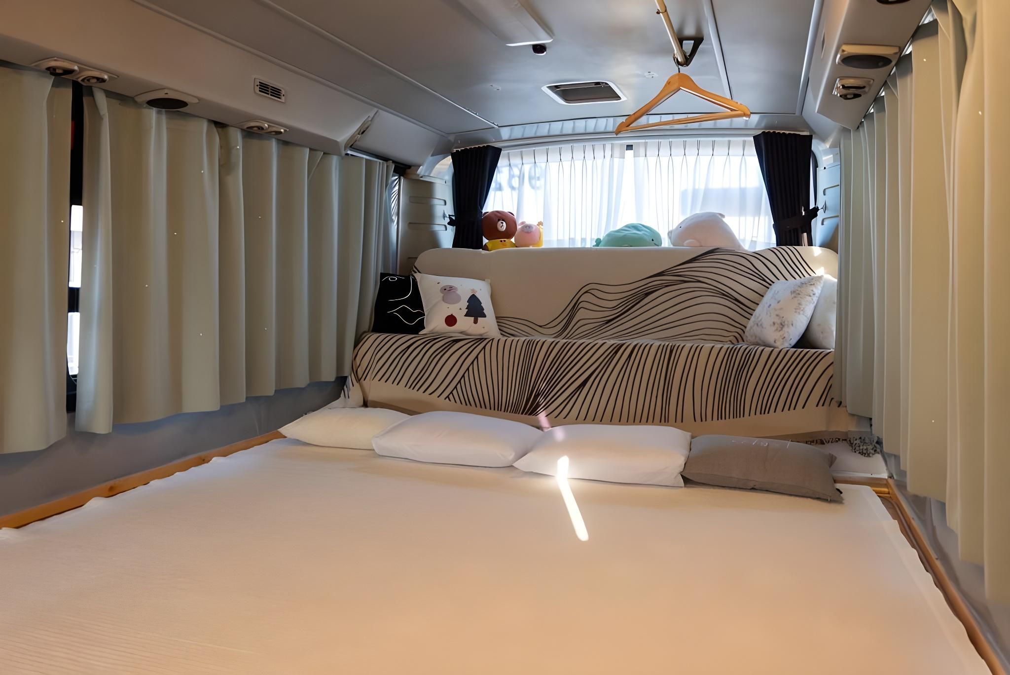 Skylight Glamping Pension