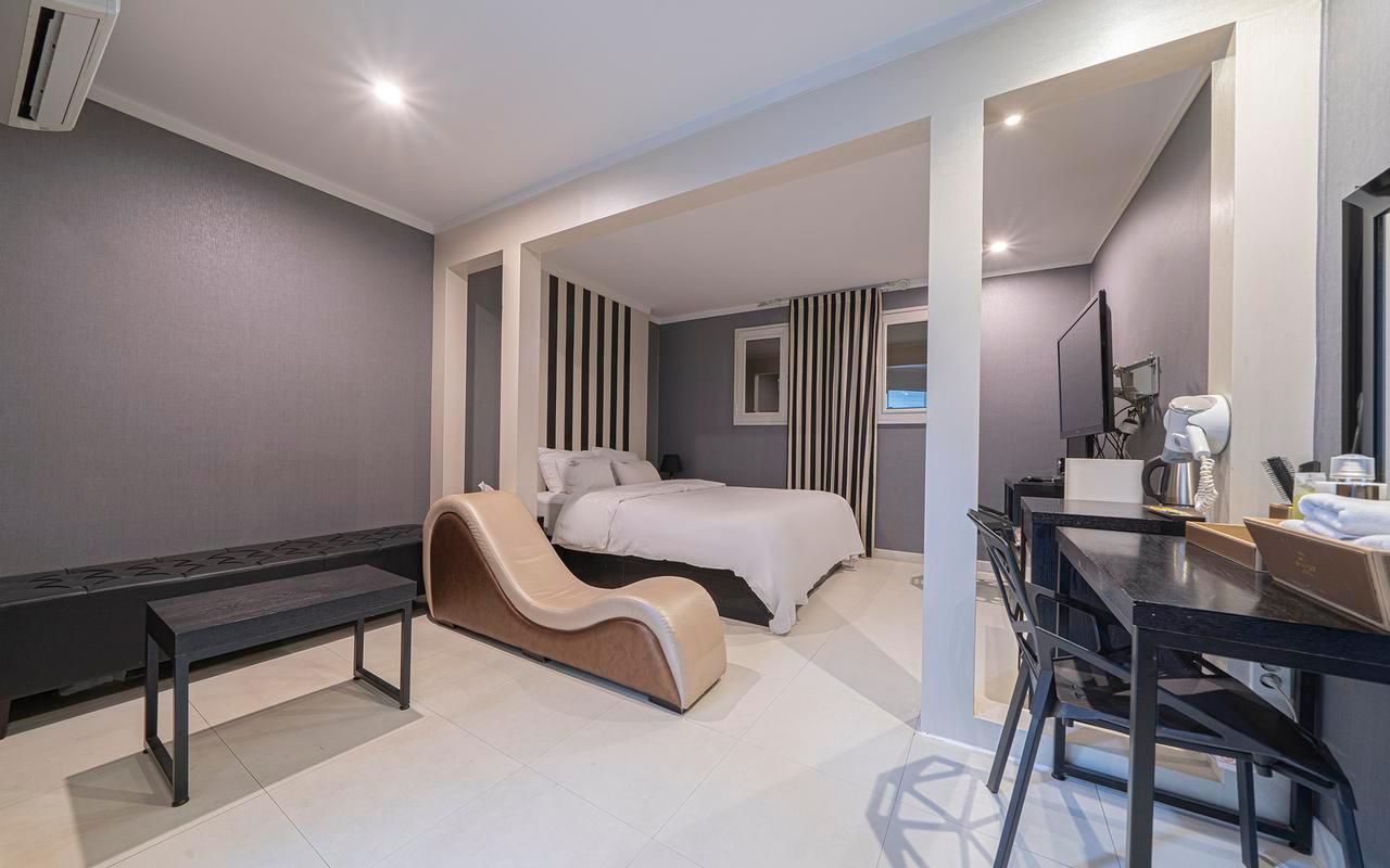 Incheon (Bupyeong) Shampoo Standard Room - Check In - Mon-Fri 6:00 PM, Sat 10:00 PM, Sun 7:00 PM 2