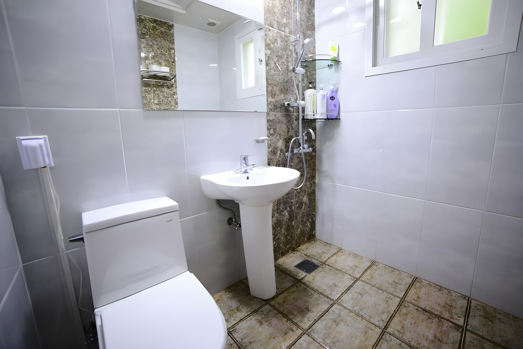 Poem Pension Baeksong