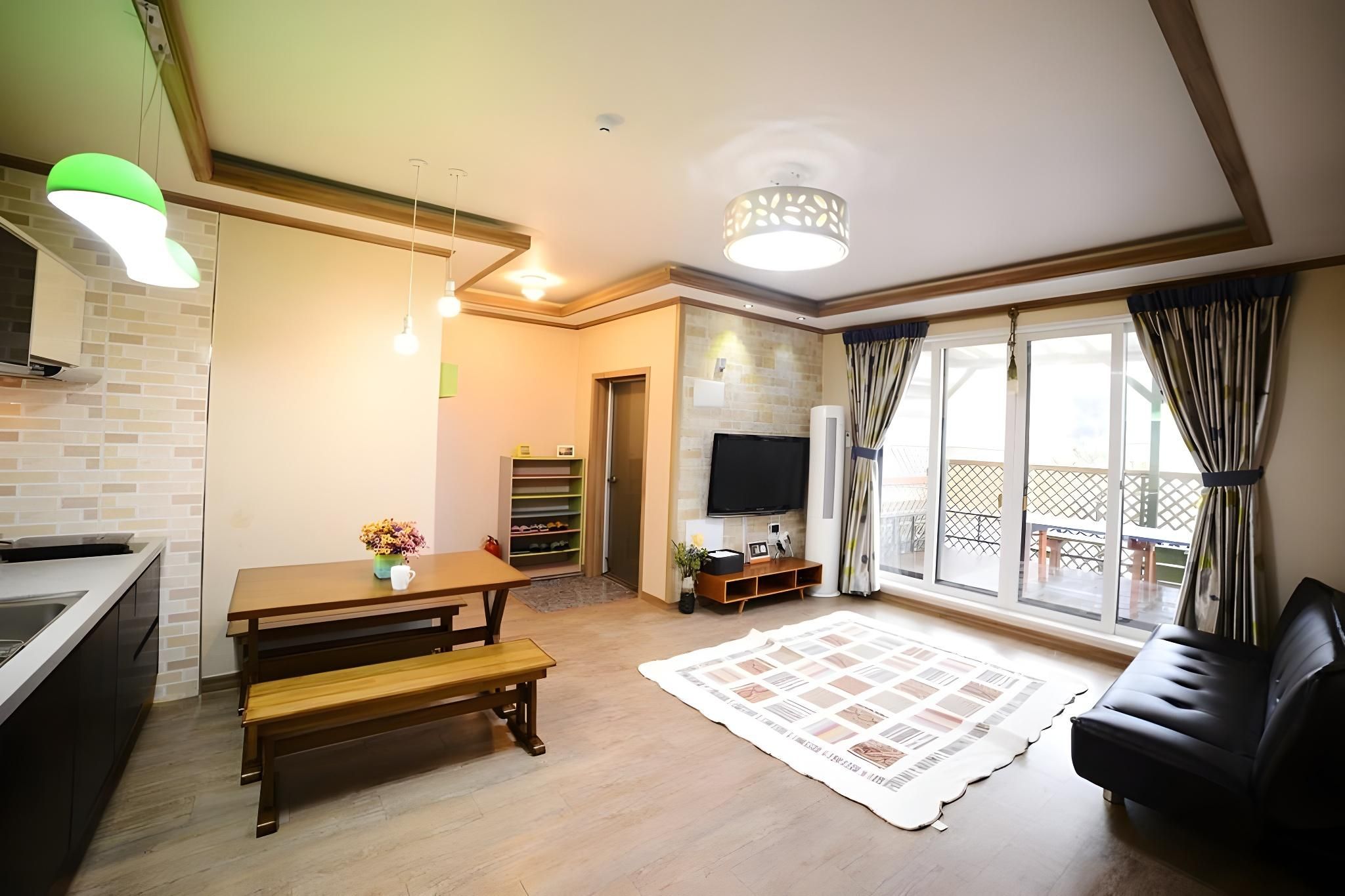 Poem Pension Baeksong 2