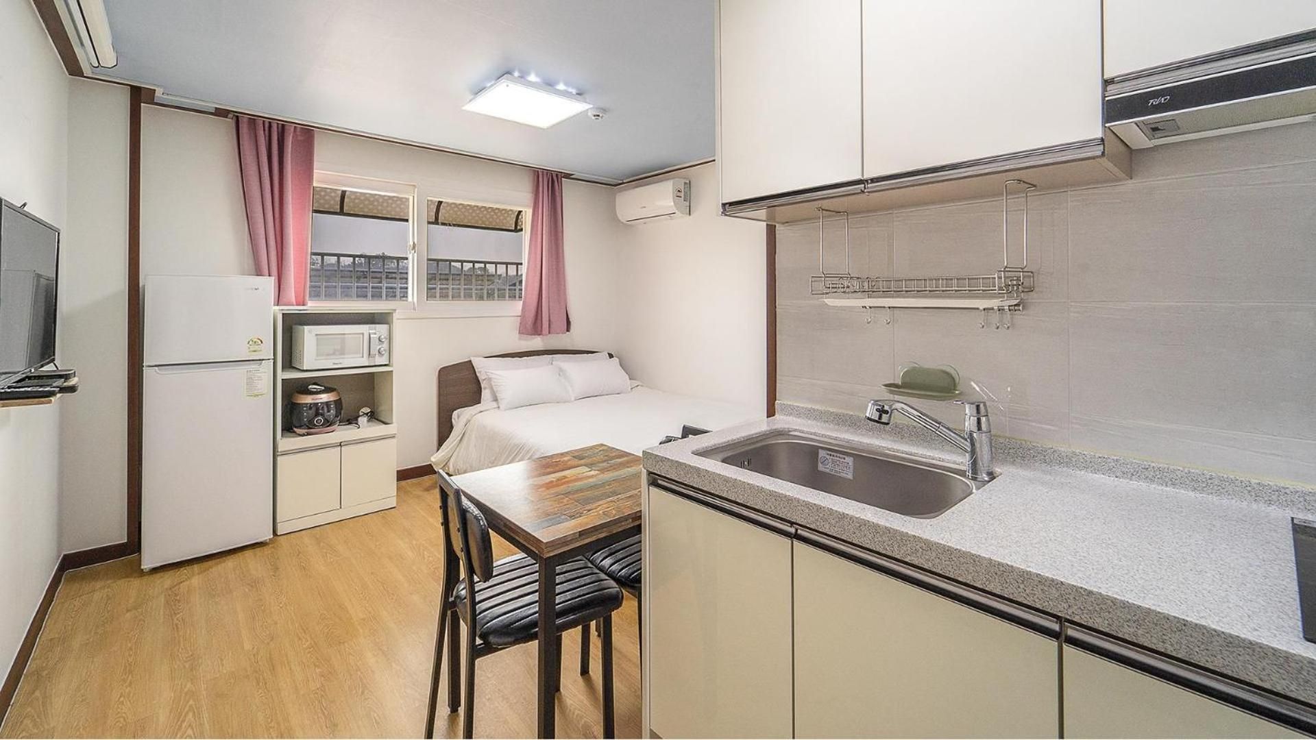 Yeongheungdo Ttobagi Pension Studio 3 2