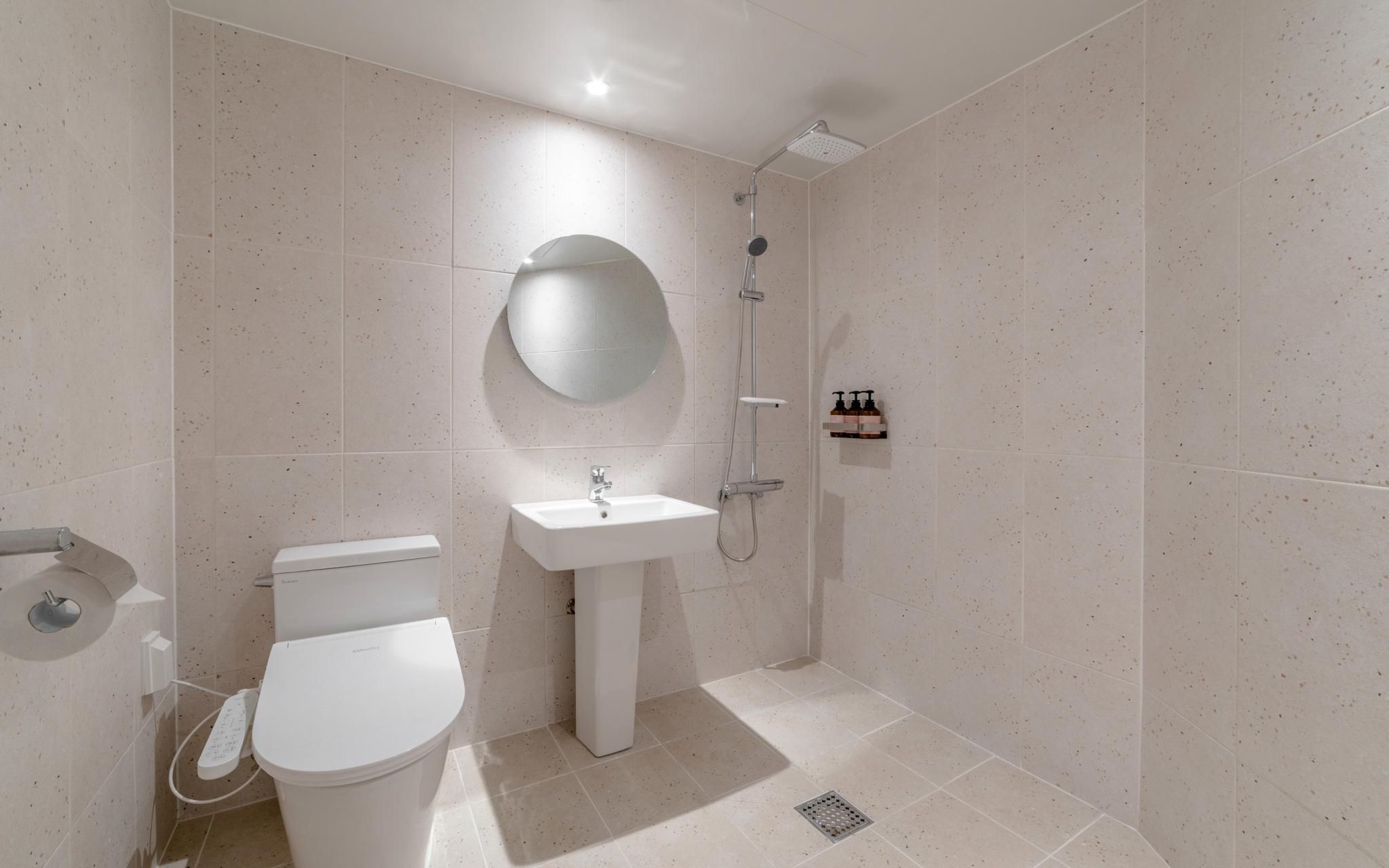 Aank Hotel Incheon Bupyeong branch Standard Double Room with Window 3