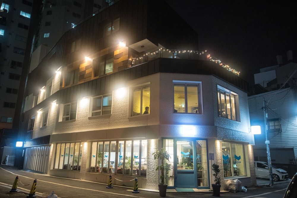 Front of property - evening/night