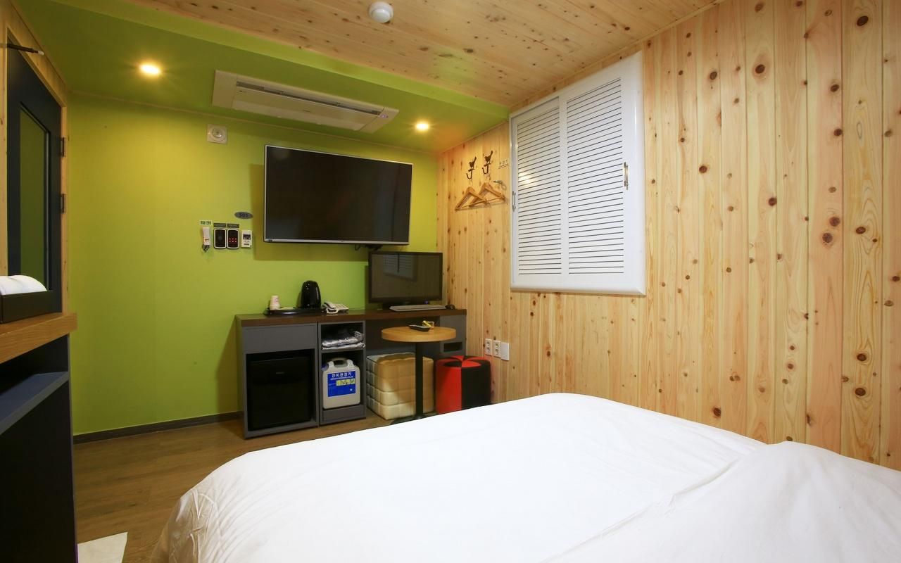 Incheon The Sangsang Standard - No Parking