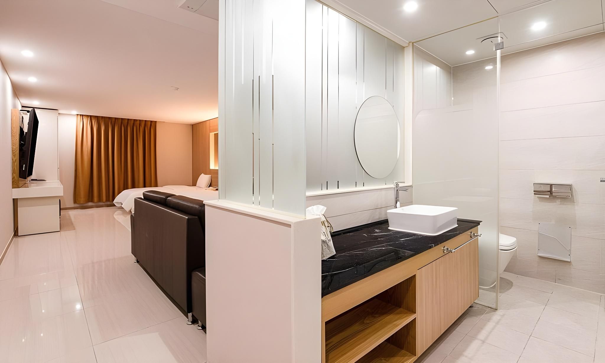 Incheon Hotel The One Suite 3