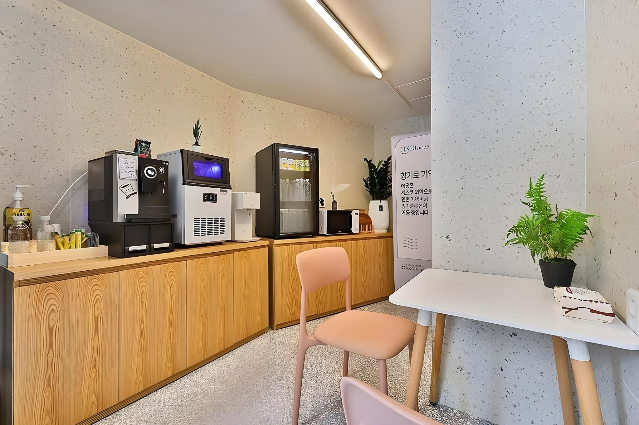 01218593048cd1212c58d2cb7d2641e8