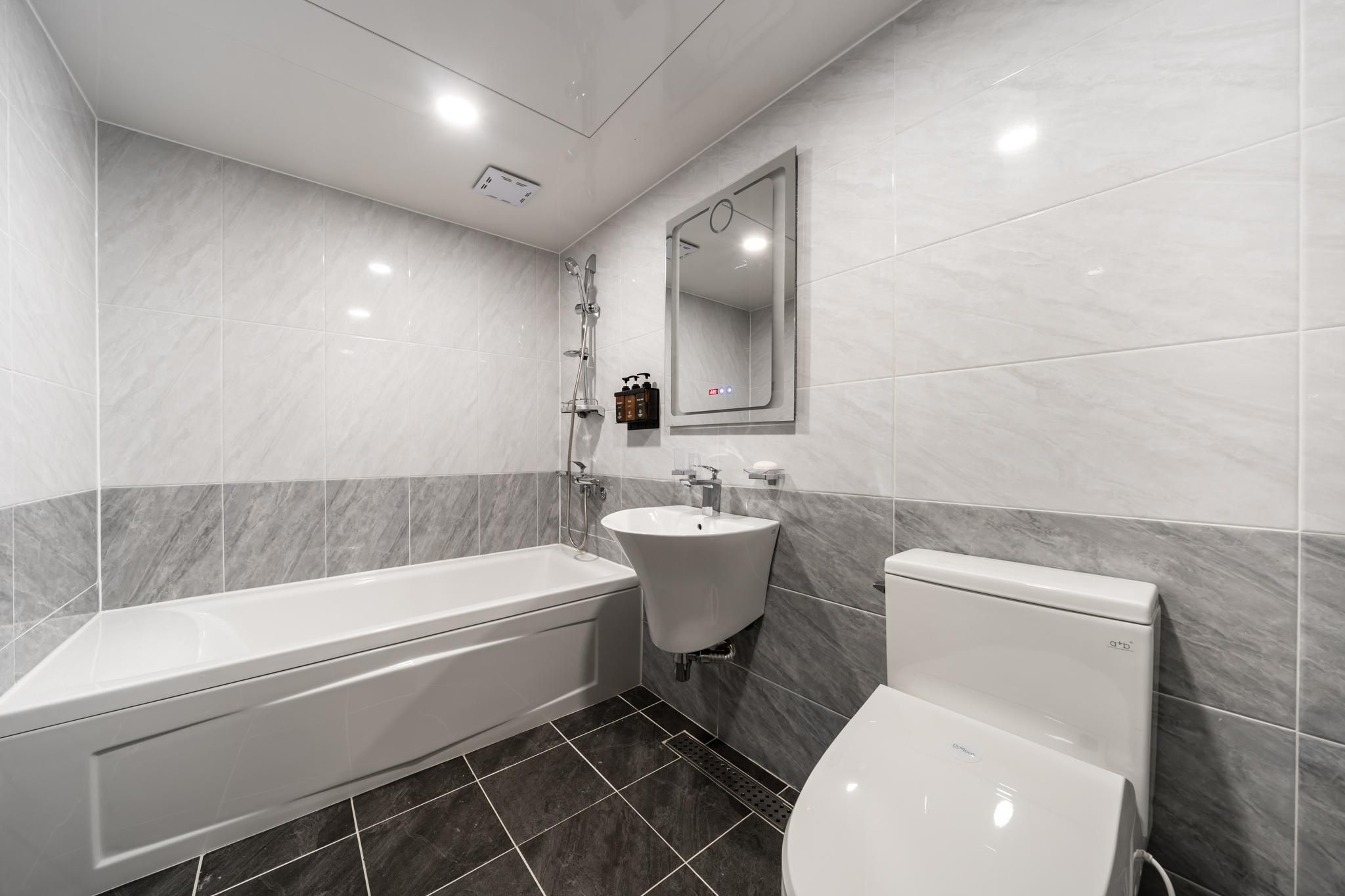 Incheon Grand Standard Room 3