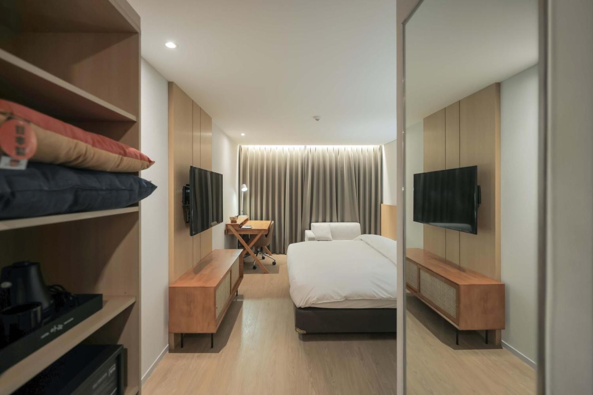 Superior Meditation Double Room