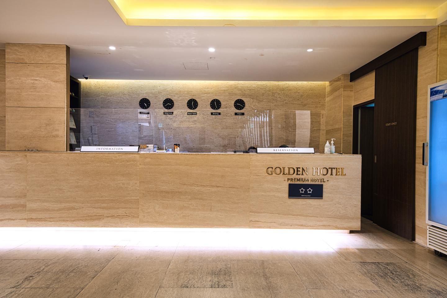 598fbc7b74f65b384ef961549541d501