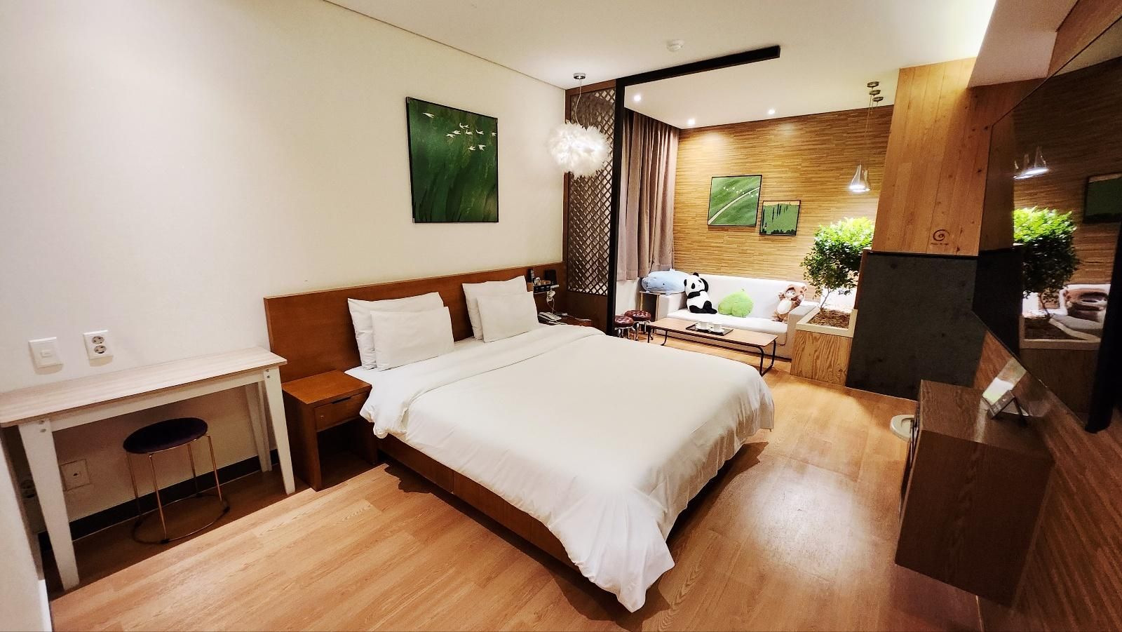 Polo Tourist Hotel Family Room