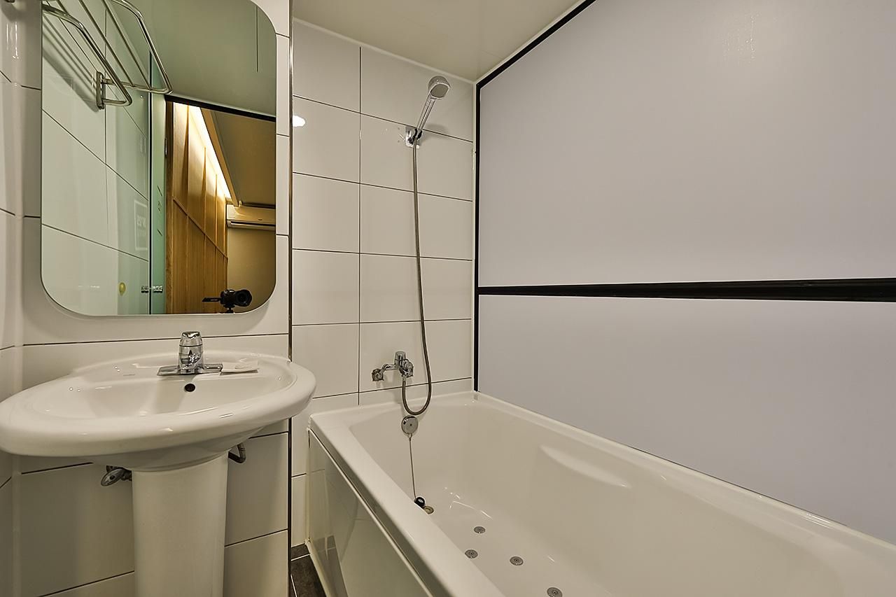 Number25hotel Dongam Station Deluxe King Room 3