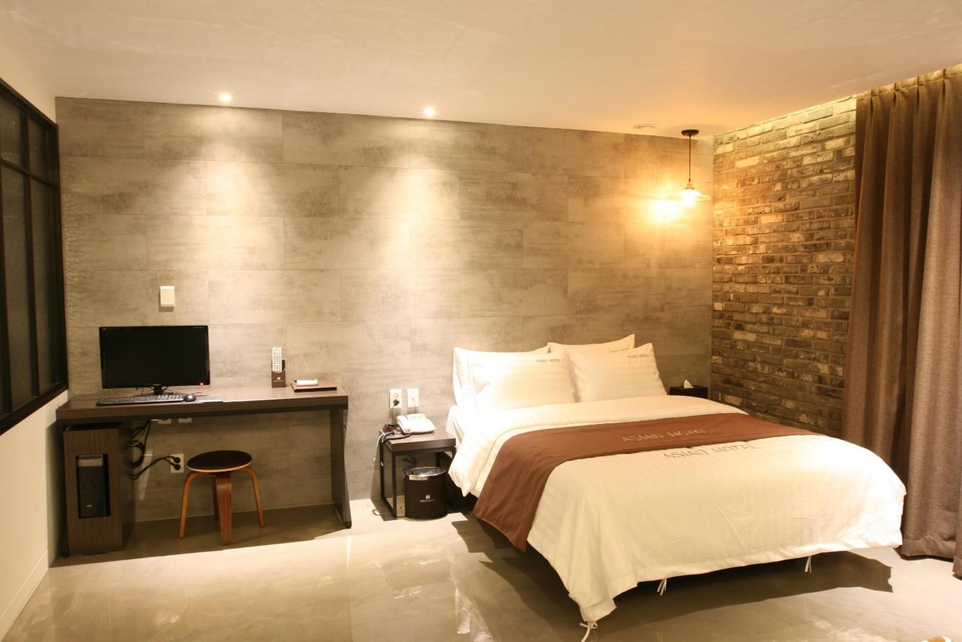 Hotel Banwol - Gu Wol Dong Deluxe Double Room with Bath