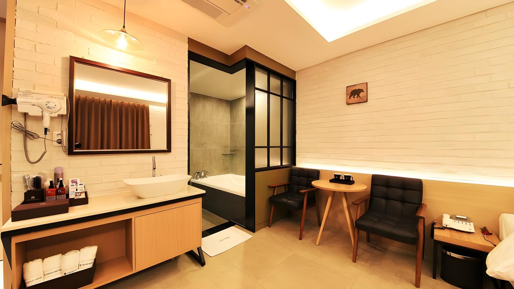 Hotel Banwol - Gu Wol Dong Standard 3