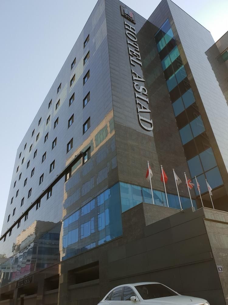 c97608bc58e139f58e6f77a0b44680ab