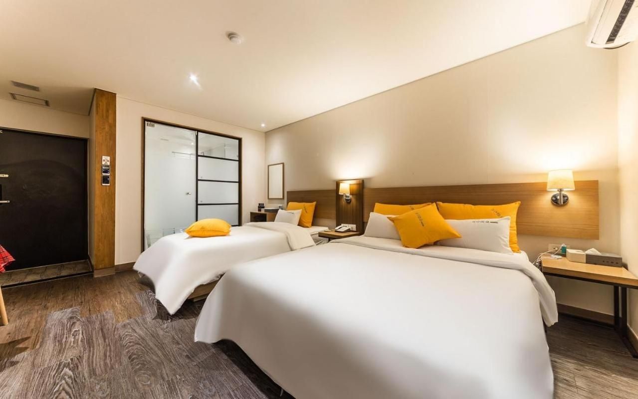 Soma Hotel Deluxe - Check-In After 3PM