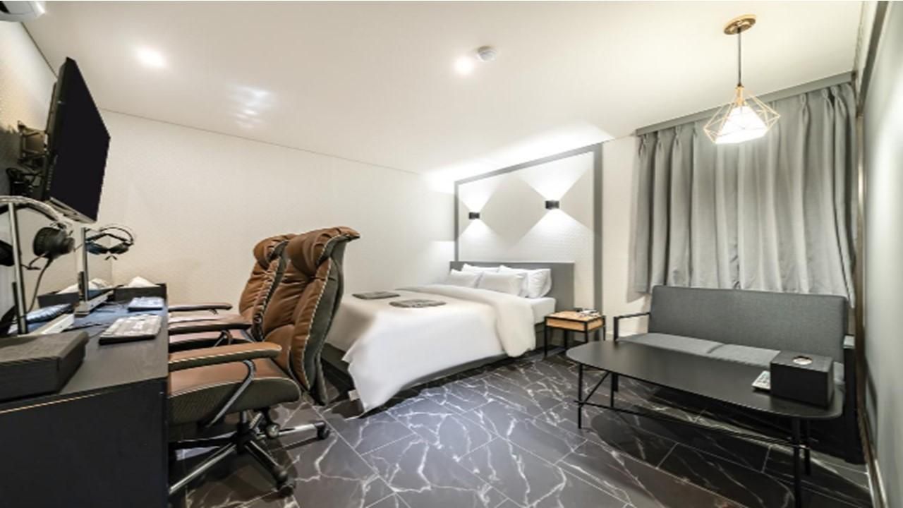 Incheon (Juan) Day&Night Hotel Suite S - Styler, GTX1060, Air Purifier, Netflix, Disney Available