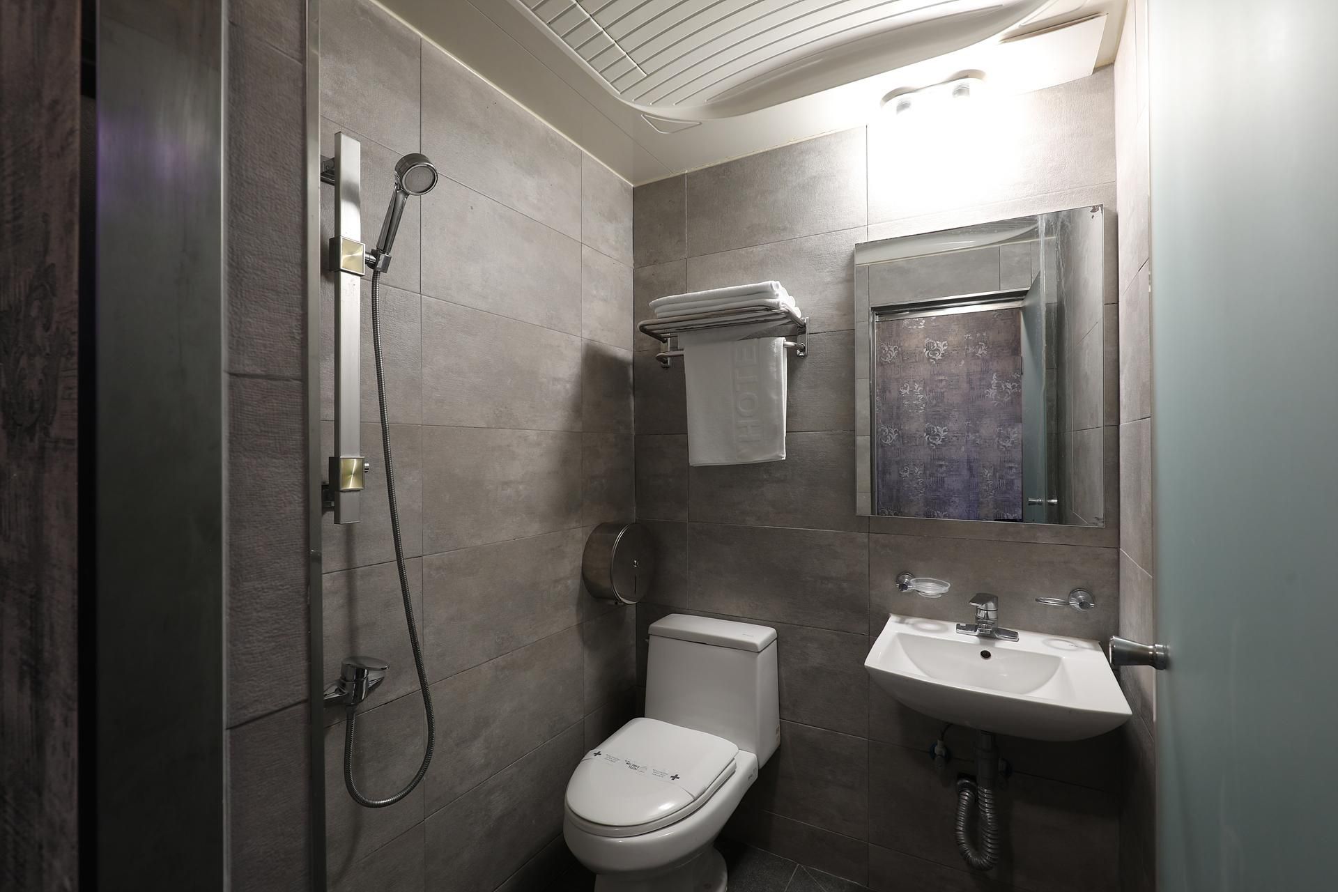 Hotel Carlton deluxe double ganing