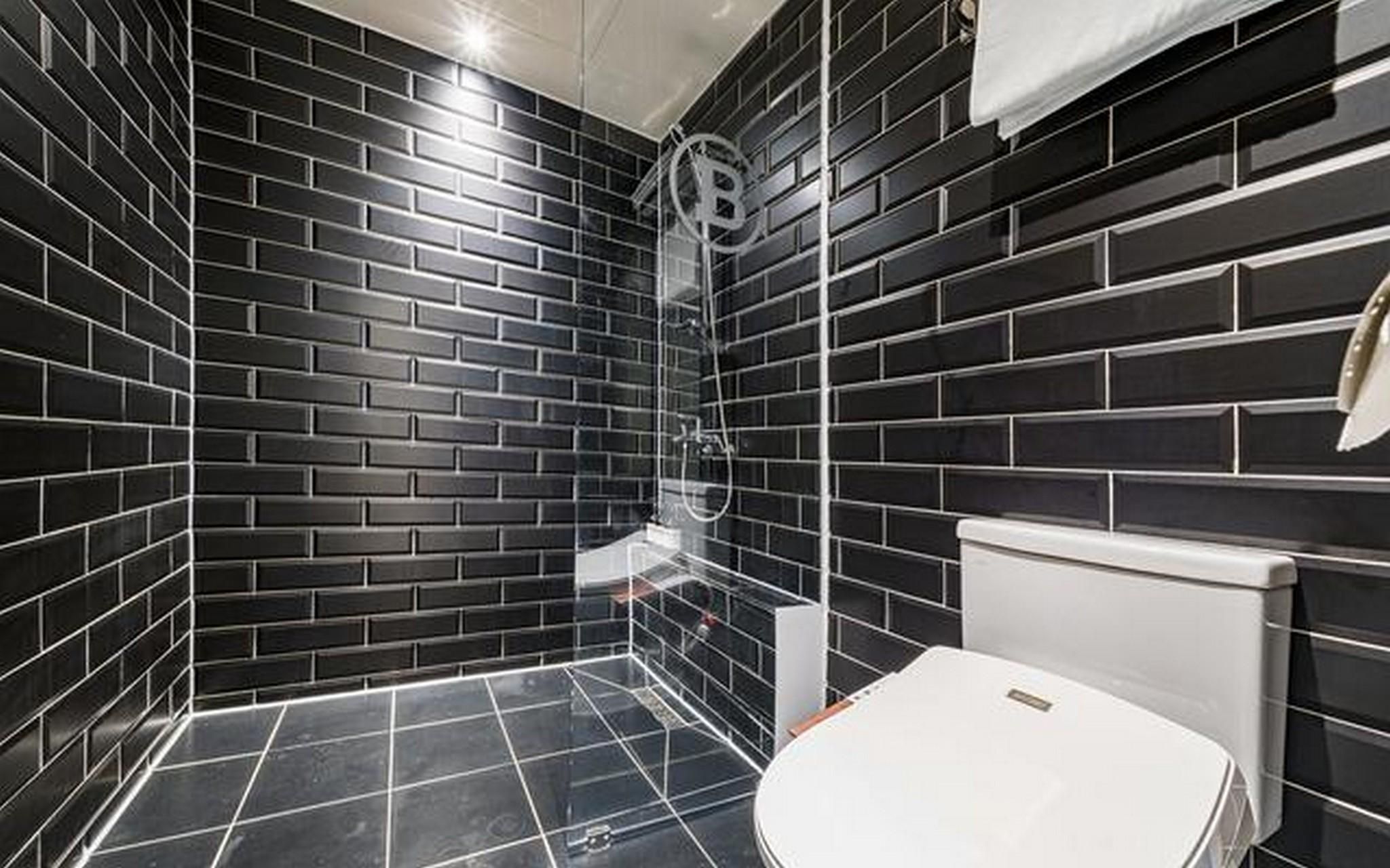 Twin Room - Check-In Sun-Thurs 6PM, Fri 7PM, Sat and Holiday 8PM