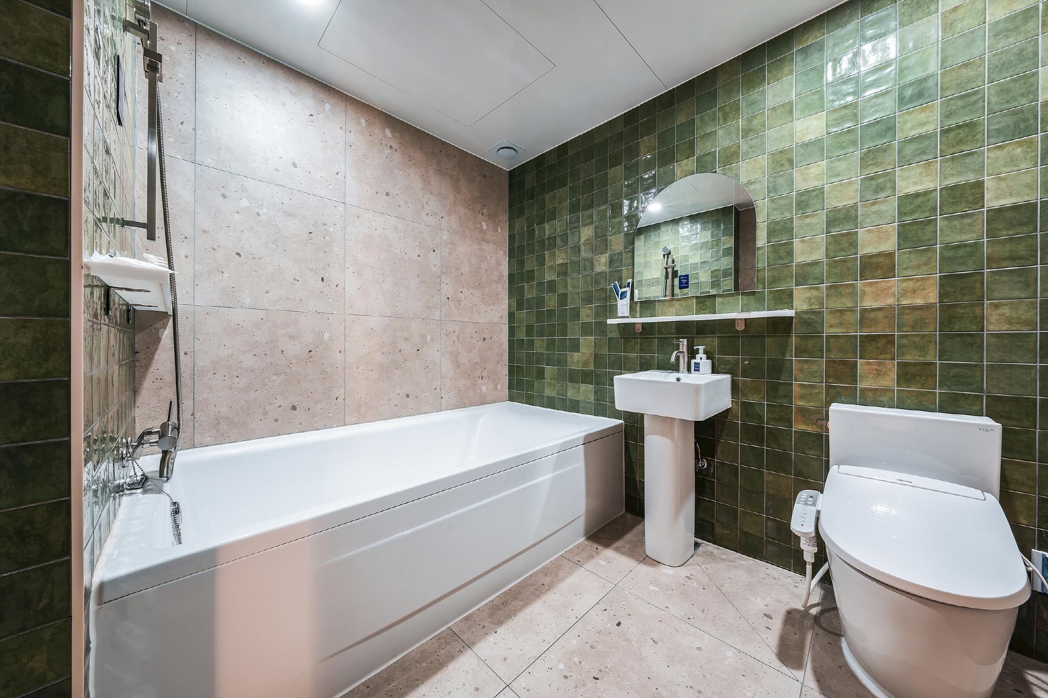 Just Sleep Incheon Songdo Branch Premium Movie Room - Check-In Time: Sun - Fri 6PM and Sat 9PM 2