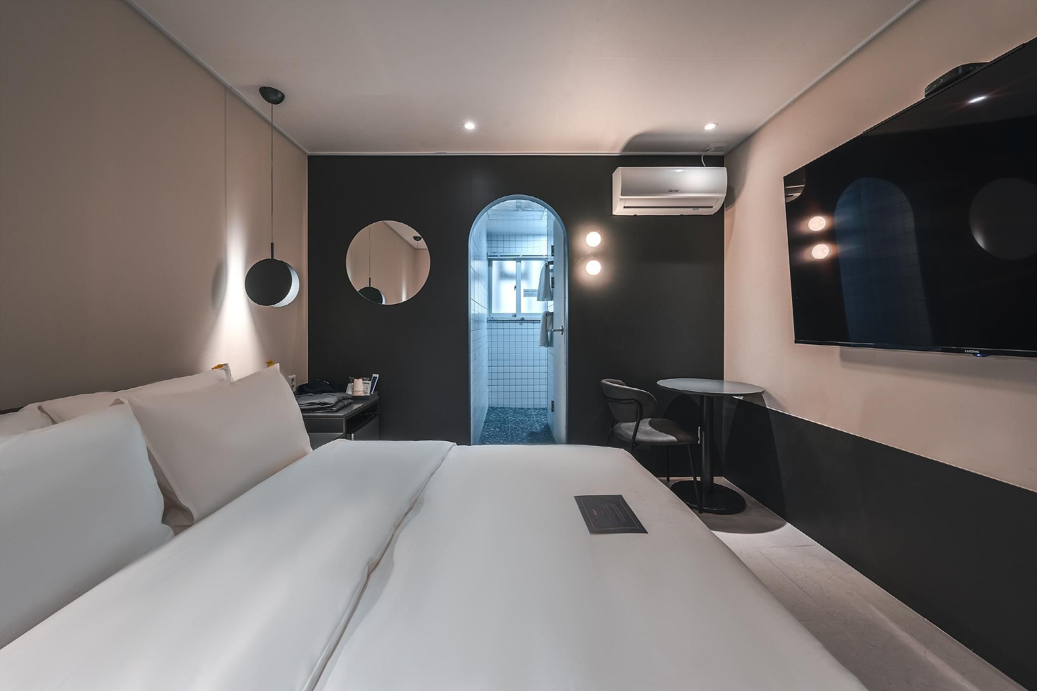 Just Sleep Incheon Songdo Branch Standard Room - Check-In Time: Sun - Fri 6PM and Sat 9PM 2