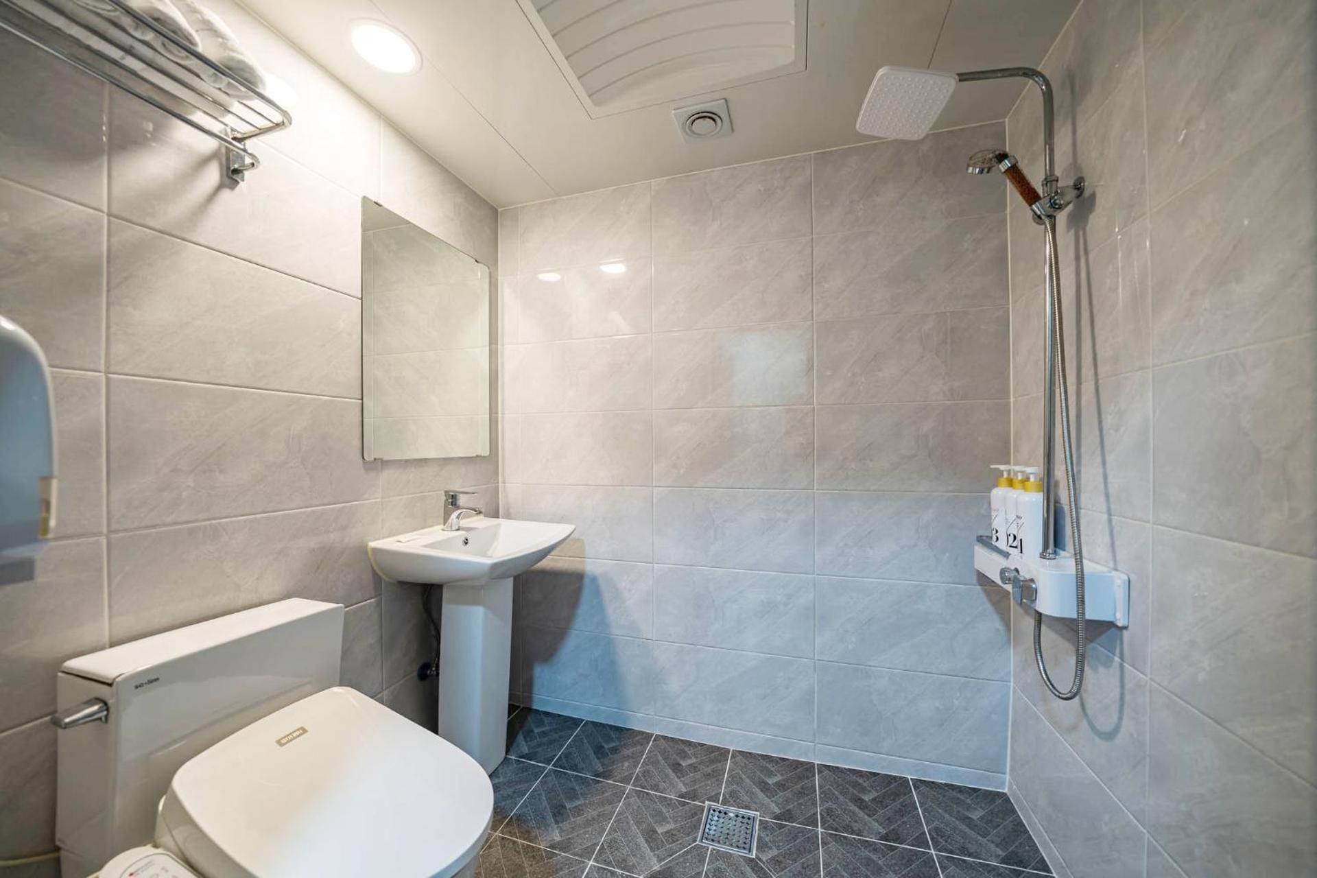 Incheon (Songdo) Rodem Double Room 2